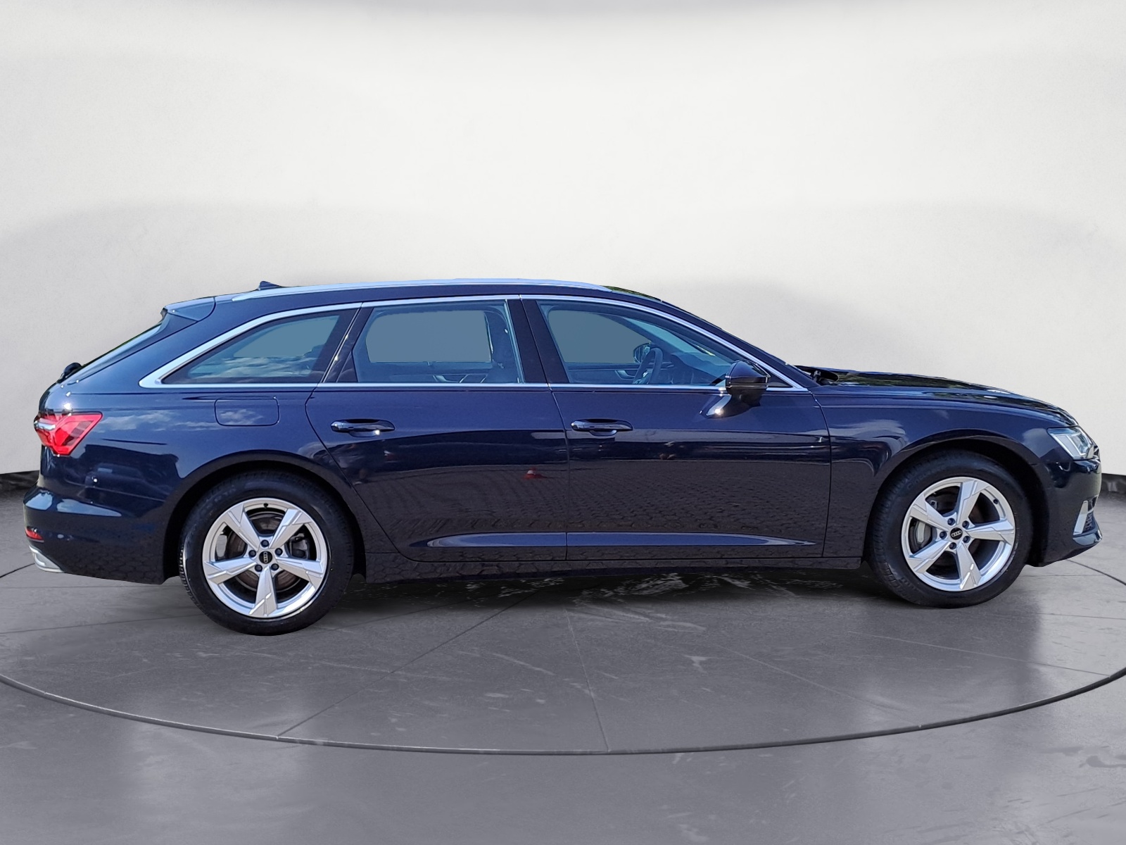 Audi - A6 Avant 40 TDI quattro S tronic advanced
