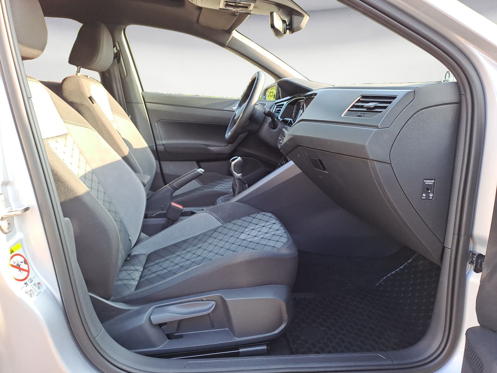 Volkswagen - Polo 1.0 TSI OPF R-Line