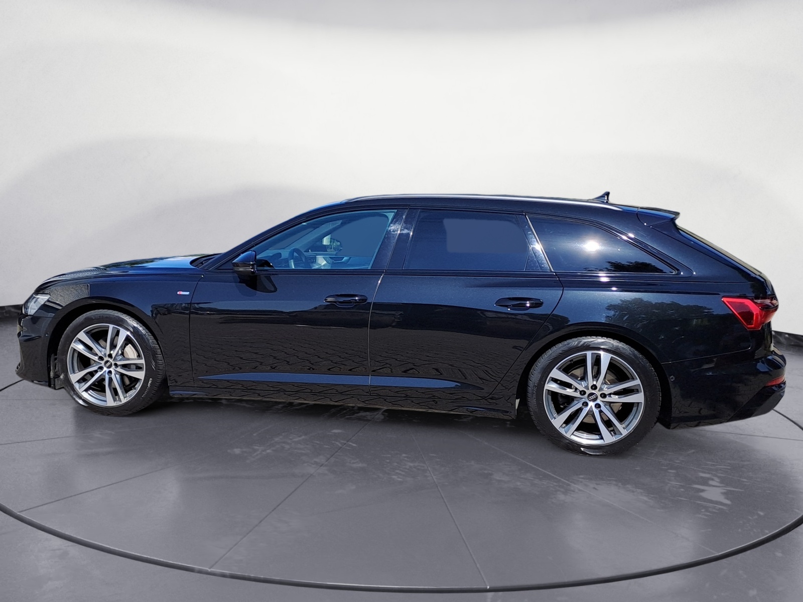Audi - A6 Avant