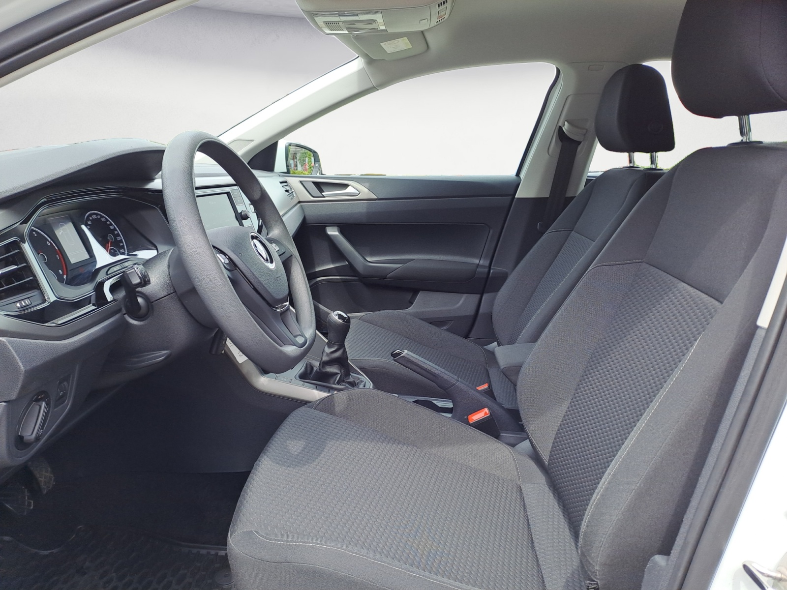 Volkswagen - Polo 1.0 Comfortline