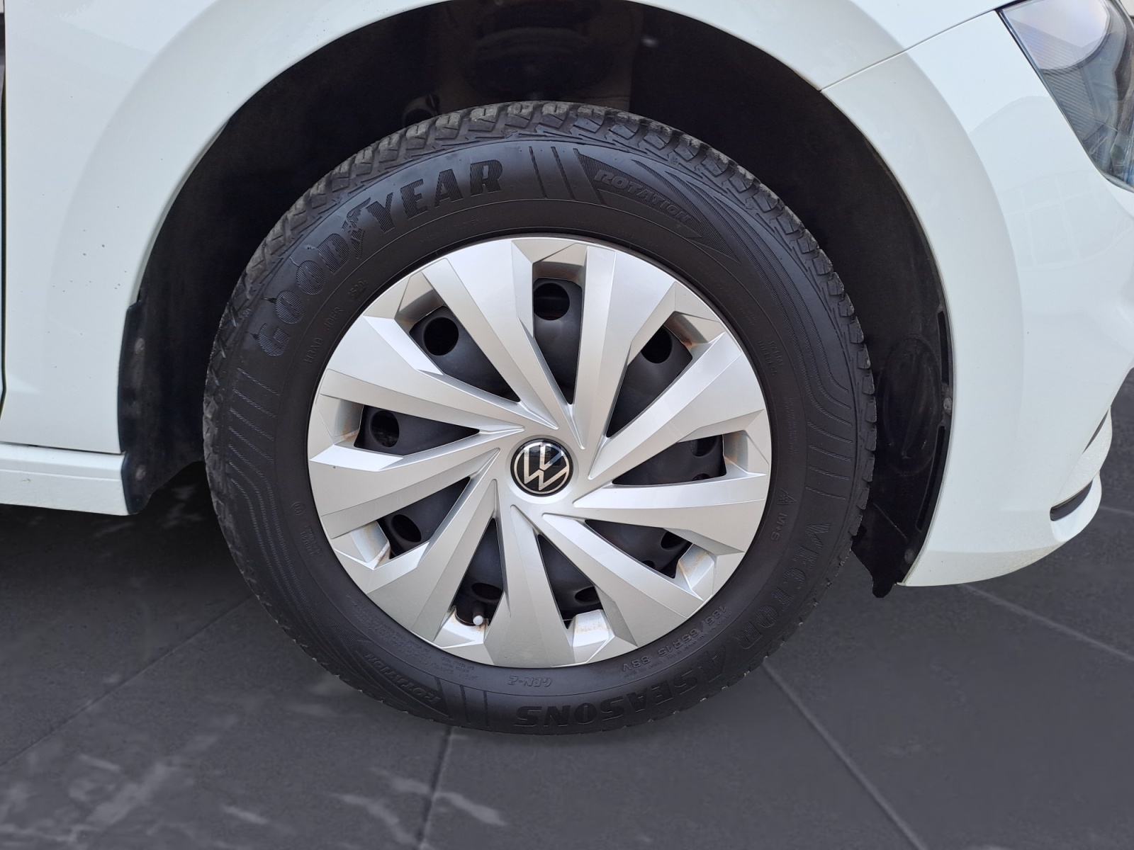 Volkswagen - Polo 1.0 Comfortline