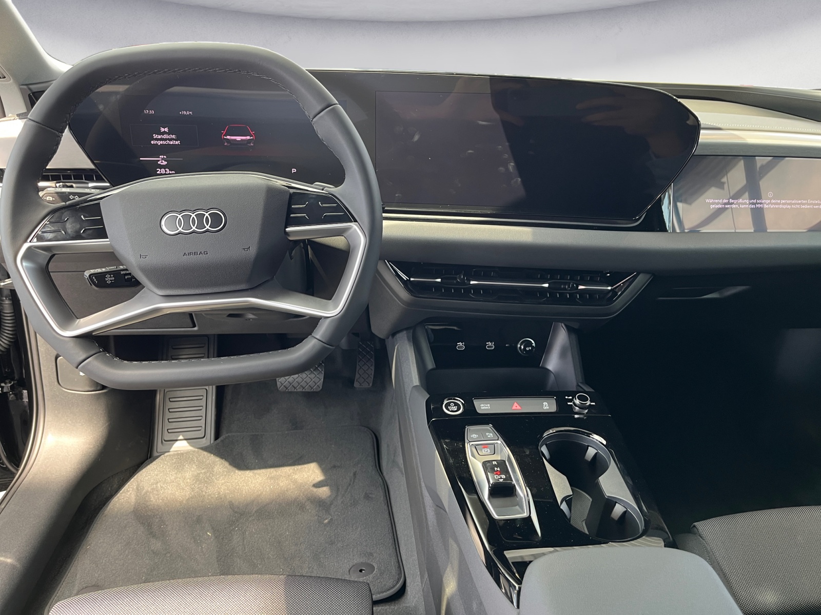 Audi - A6 Avant e-tron performance