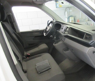 Volkswagen - T6 .1 Transporter 2.0TDI
