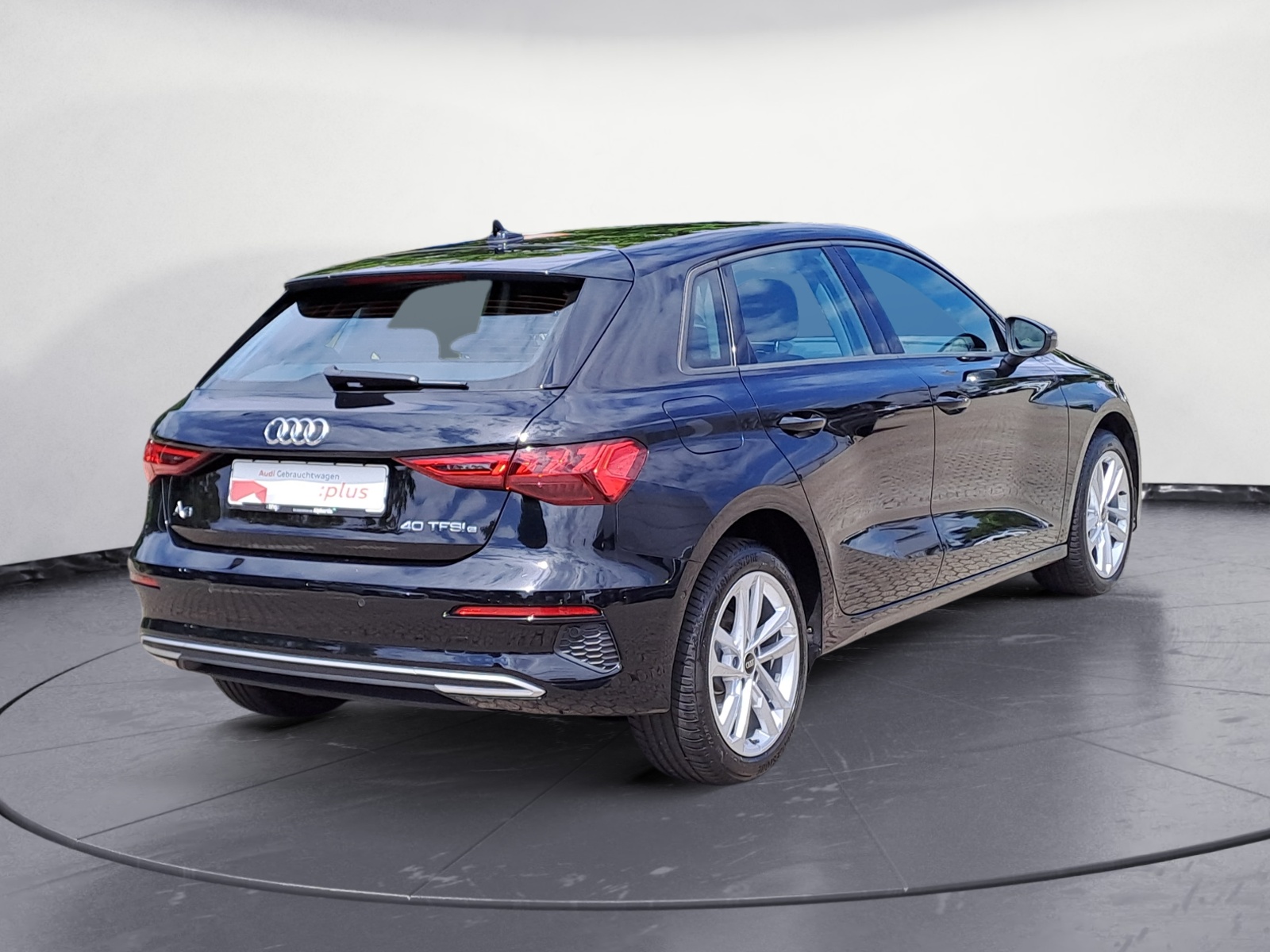 Audi - A3 40 TFSIe Sportback S tronic advanced