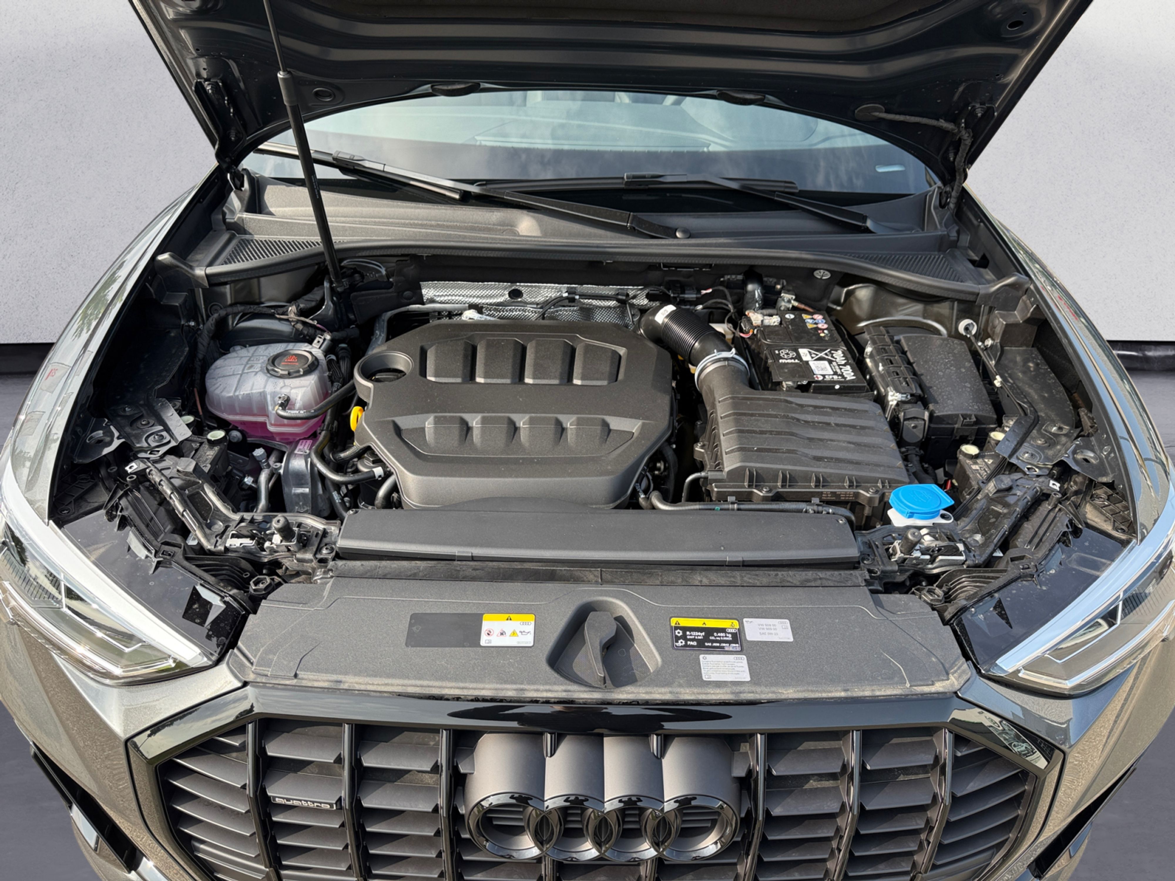 Audi - Q3 S line 40 TFSI quattro 140(190) kW(PS) S tronic