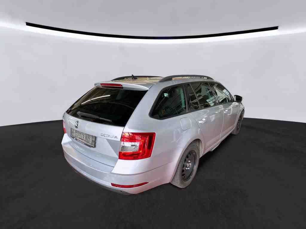 Skoda - Octavia Combi 1.5 TSI ACT Soleil
