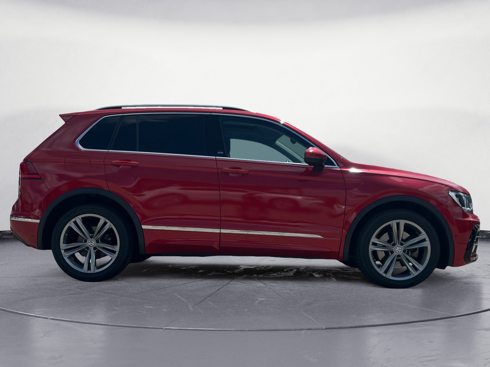 Volkswagen - Tiguan 2.0 TSI 4Motion DSG Sound