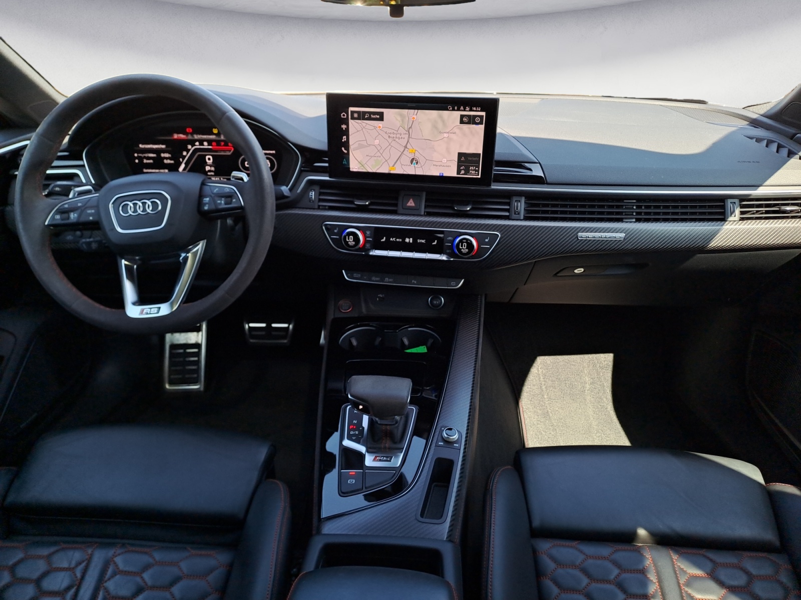 Audi - RS5 Sportback 331(450) kW(PS) tipt