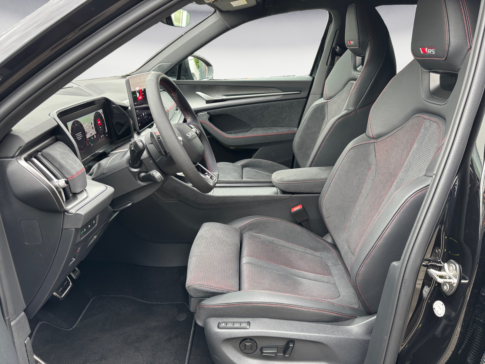 Skoda - Kodiaq RS 2,0 TSI 7-Gang-DSG 4x4