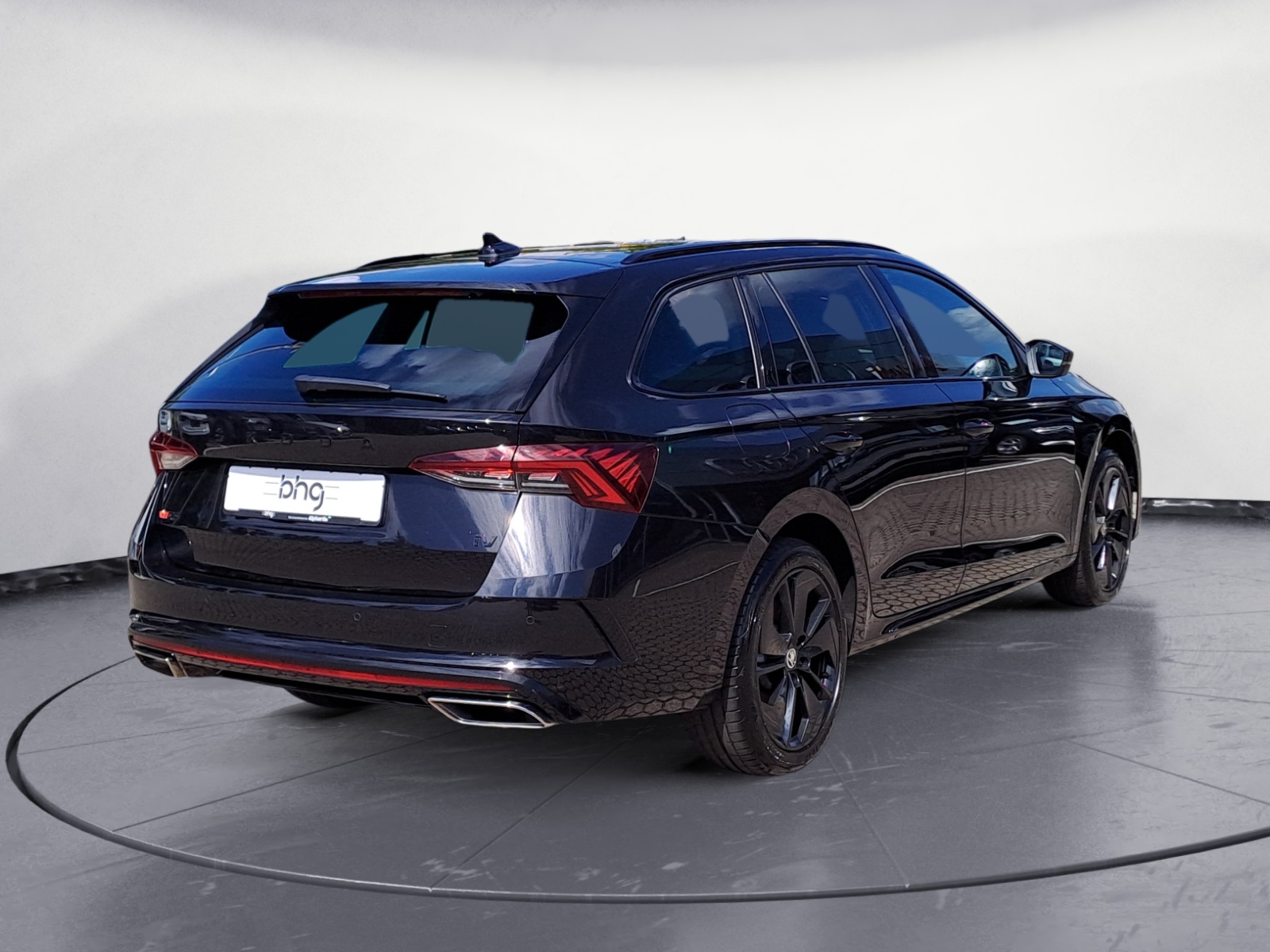 Skoda - Octavia Combi 1.4 TSI iV DSG RS