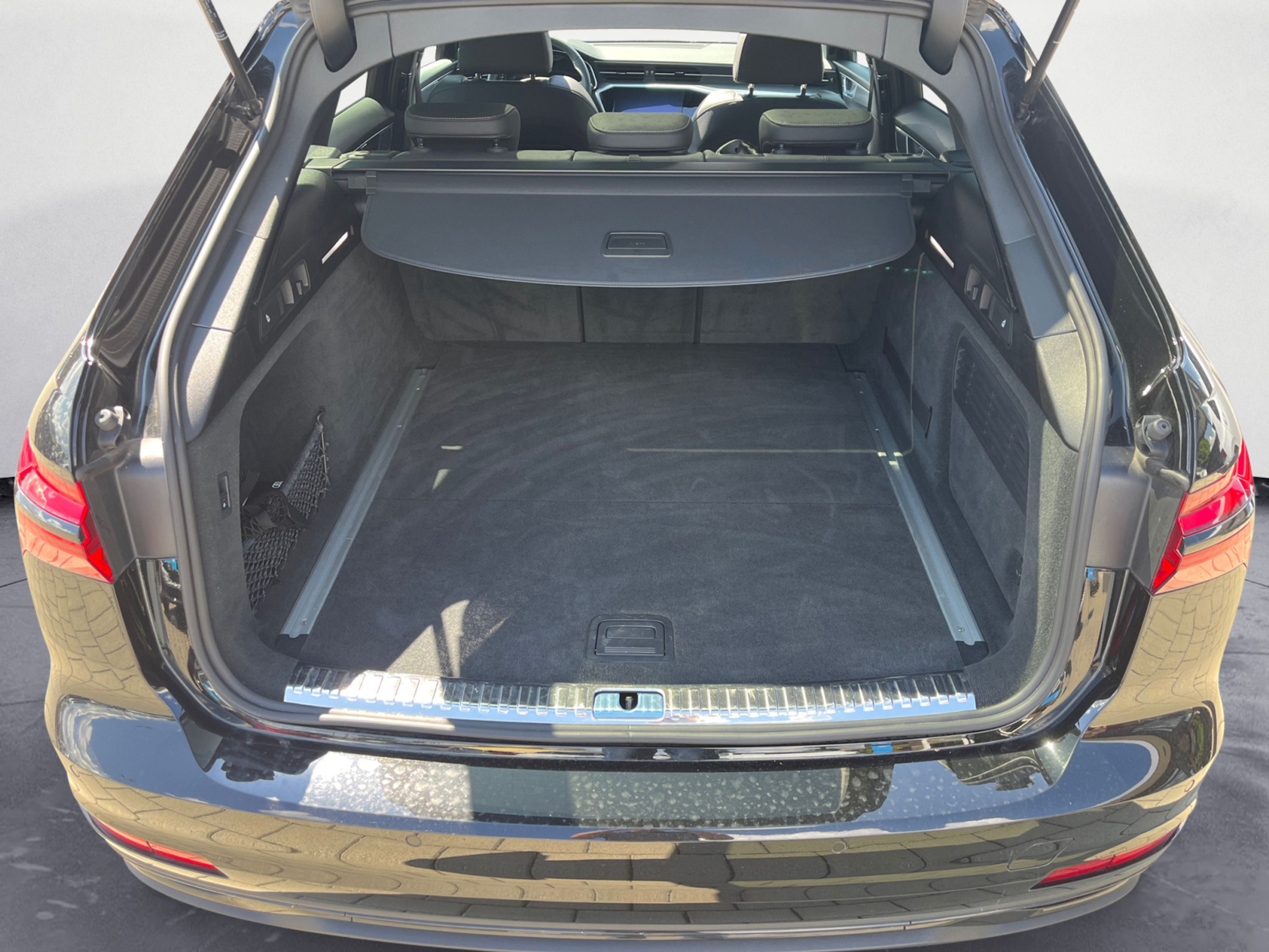 Audi - A6 Avant 35 TDI S tronic advanced