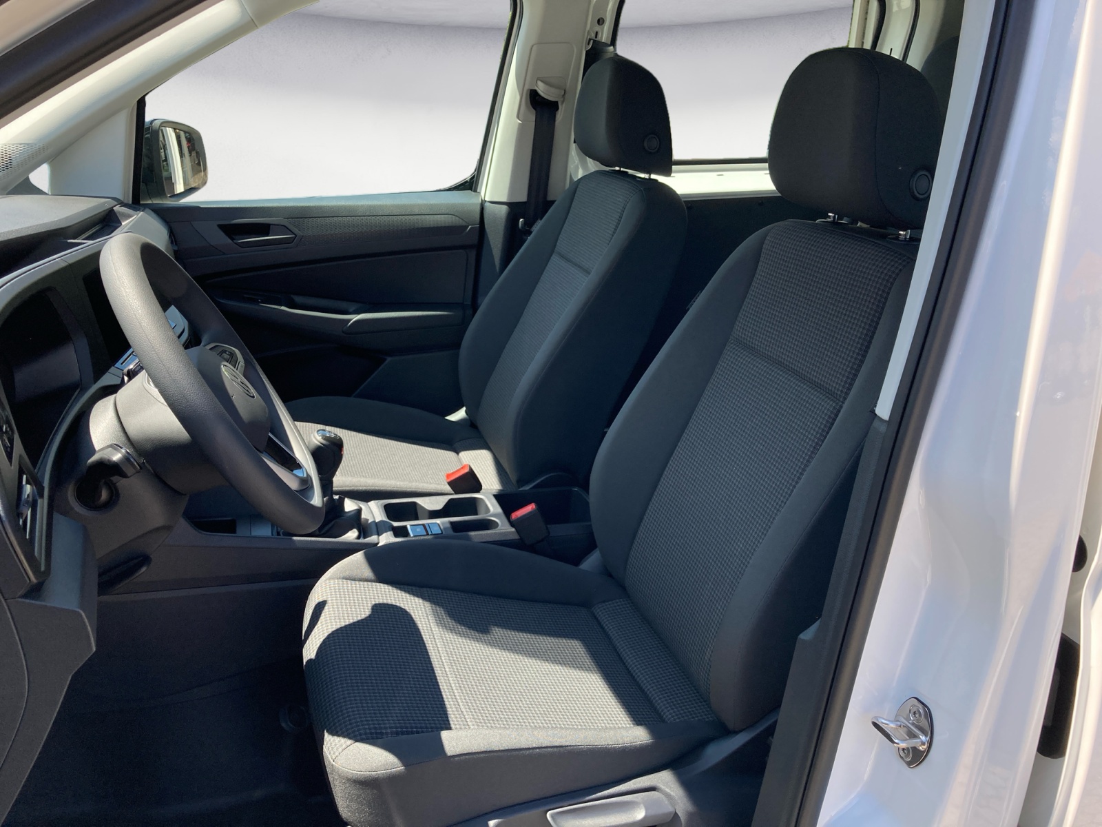 Volkswagen - Caddy Flexible Maxi 5-Sitzer 2,0 l TDI EU6 SCR Frontantrieb 6-Gang Radst. 2970 mm