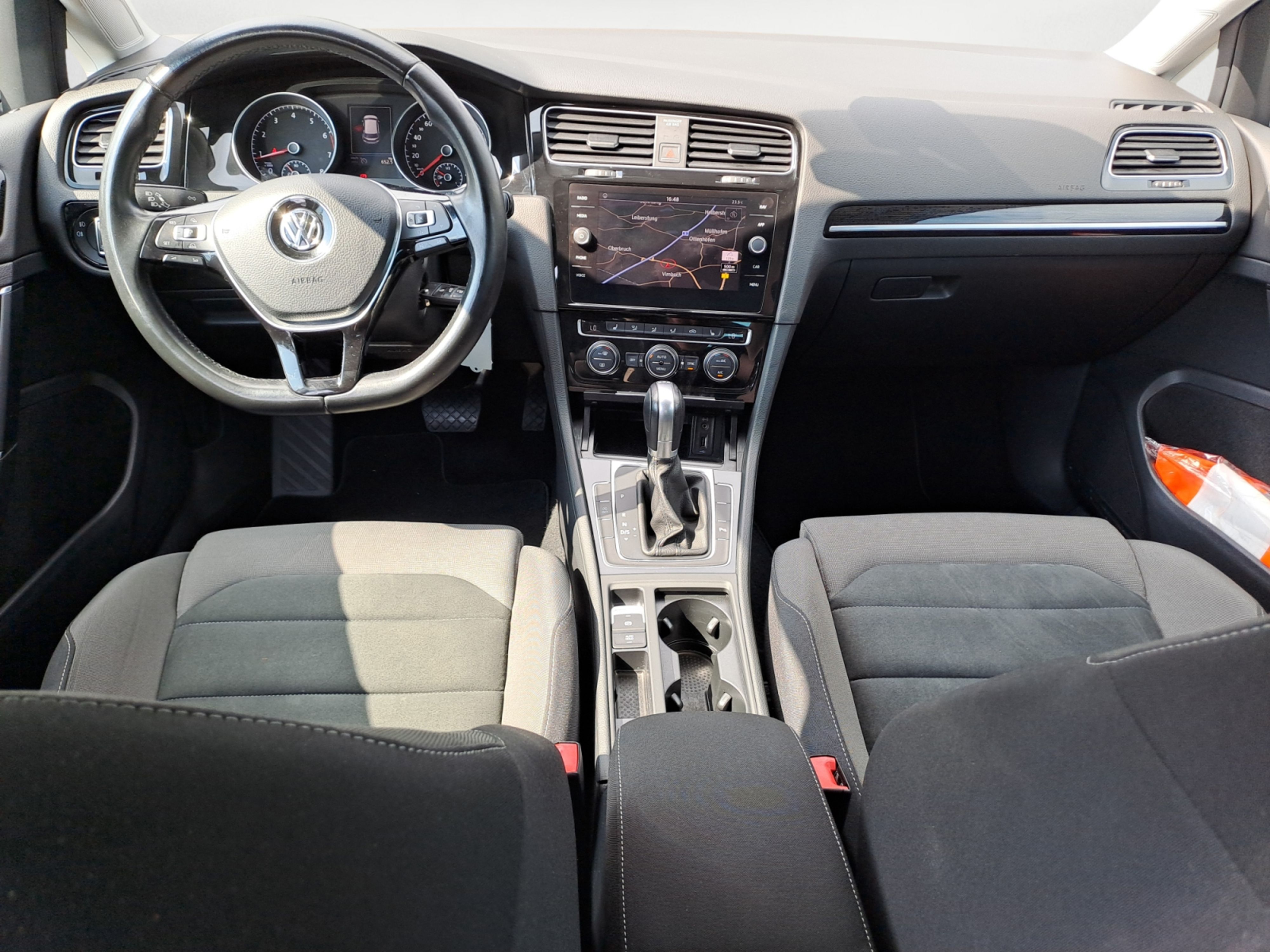 Volkswagen - Golf 1.4 TSI DSG Highline