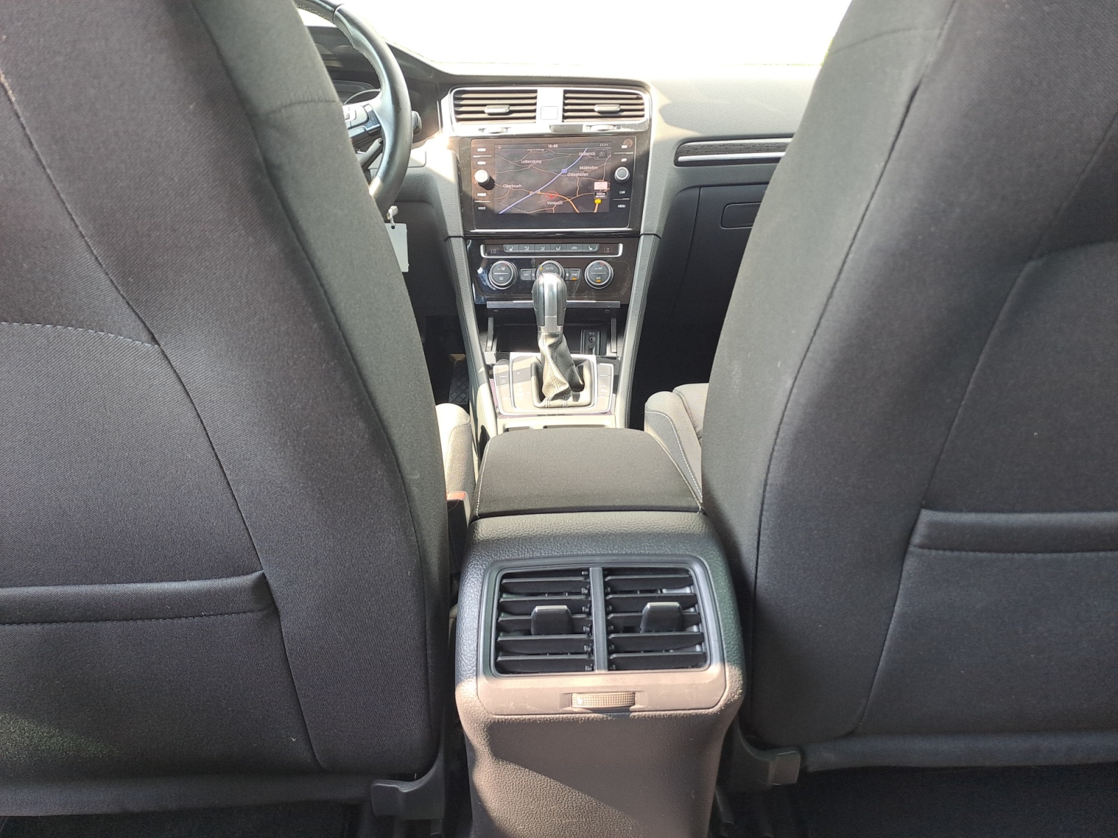 Volkswagen - Golf 1.4 TSI DSG Highline