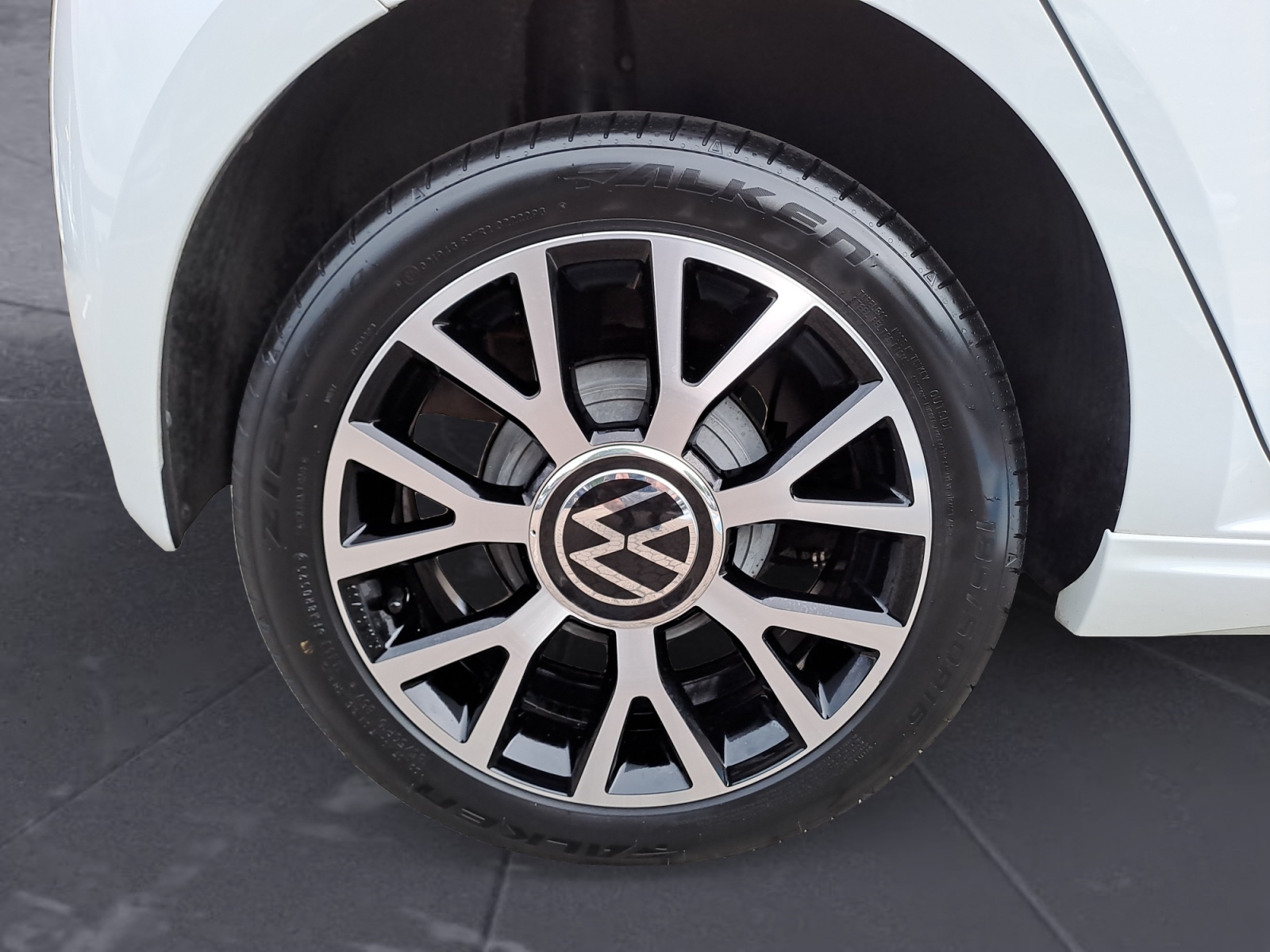 Volkswagen - e-up! 32,h 1-G-Autom.