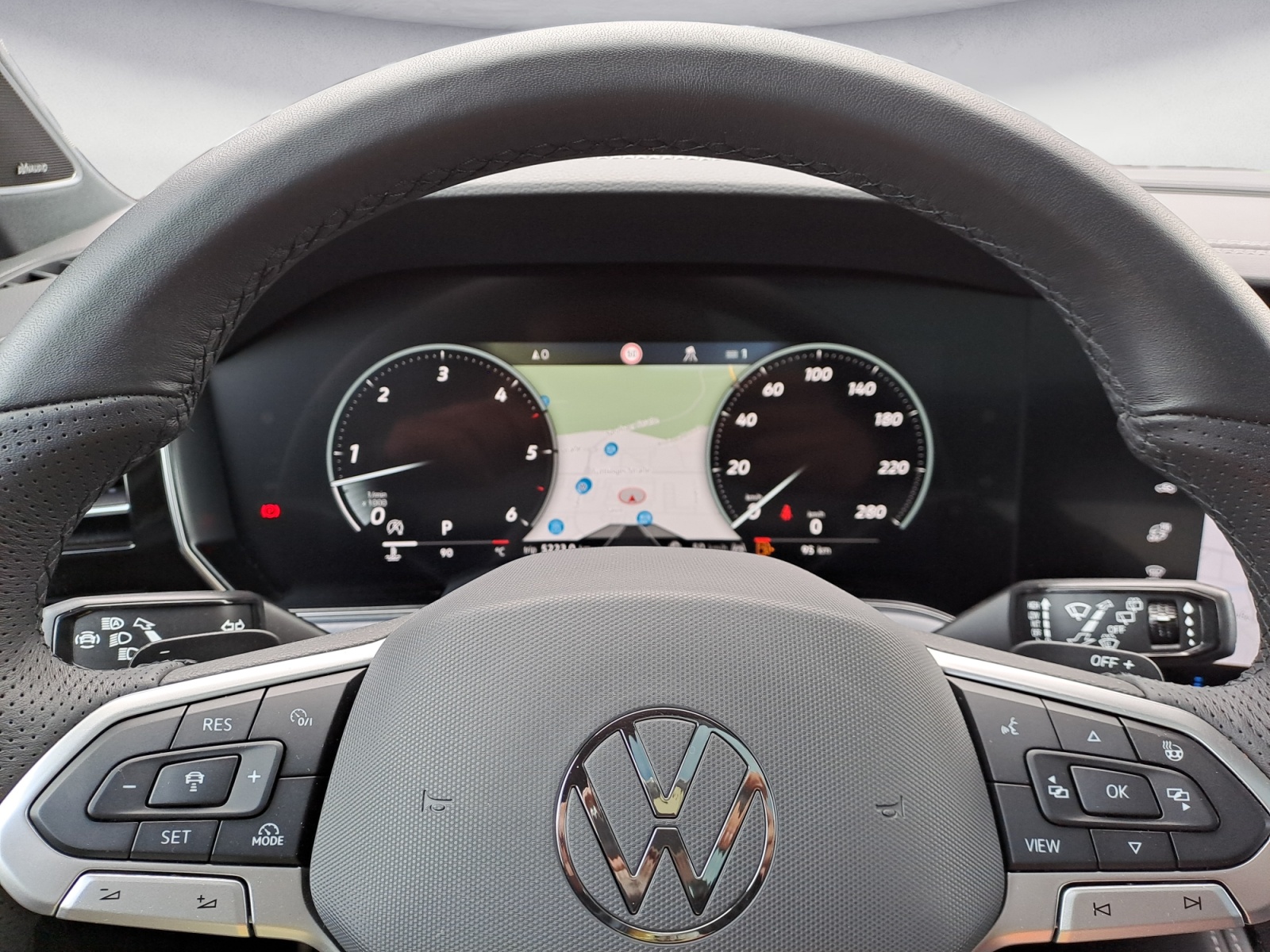 Volkswagen - Touareg