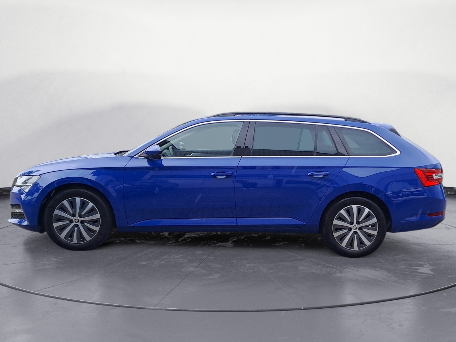 Skoda - Superb Combi 1.4 TSI iV DSG Ambition