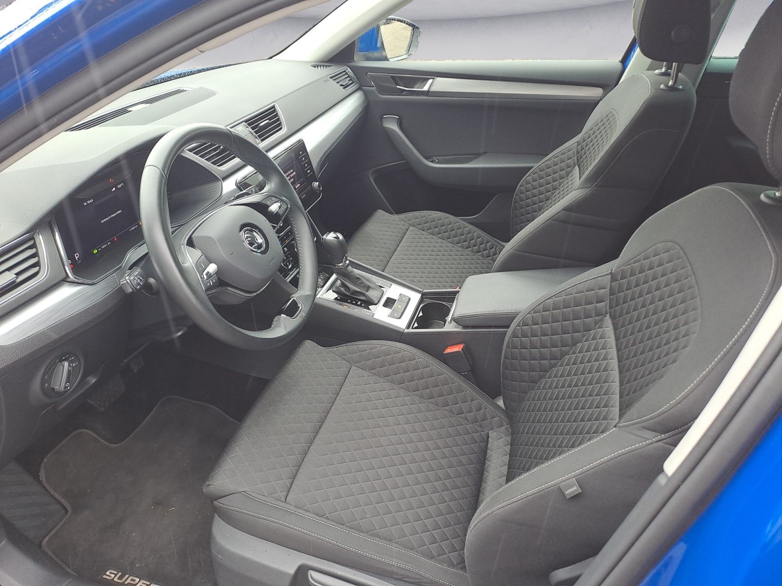 Skoda - Superb Combi 1.4 TSI iV DSG Ambition