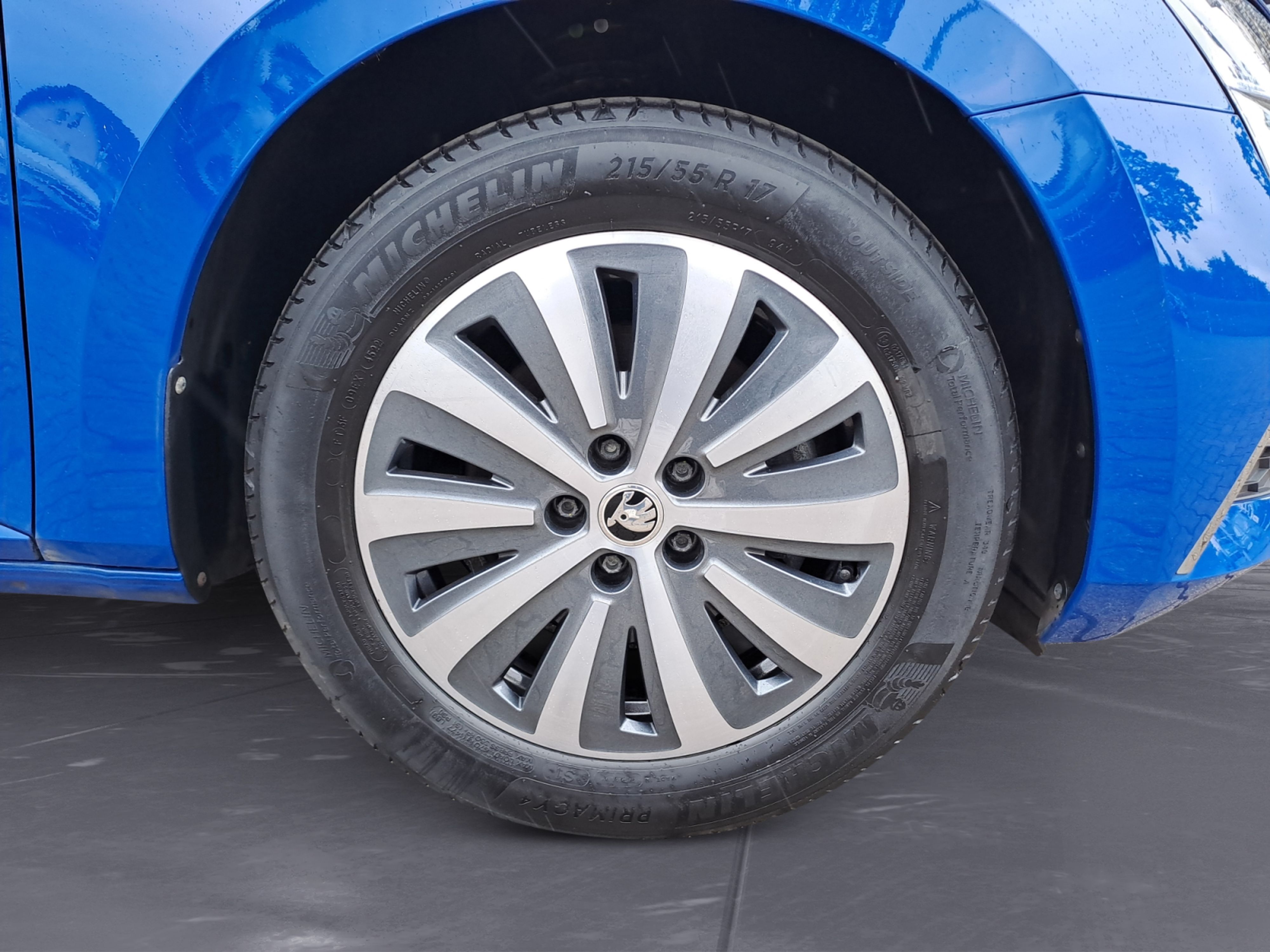 Skoda - Superb Combi 1.4 TSI iV DSG Ambition