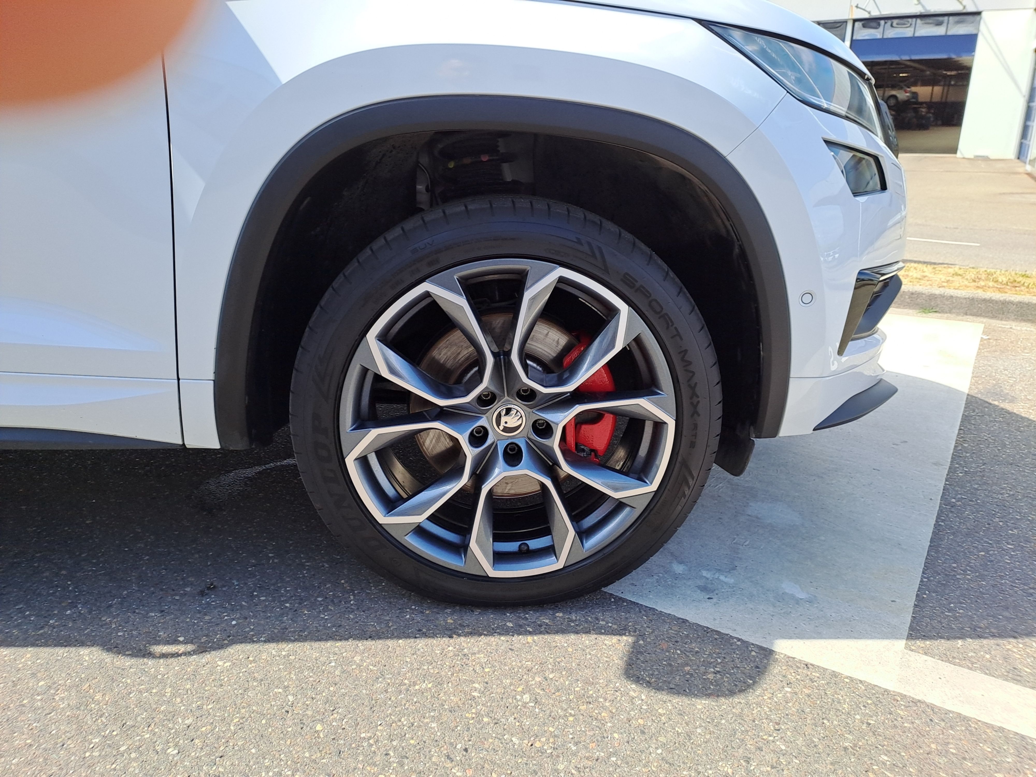 Skoda - Kodiaq 2.0 Bi-TDI 4x4 DSG RS