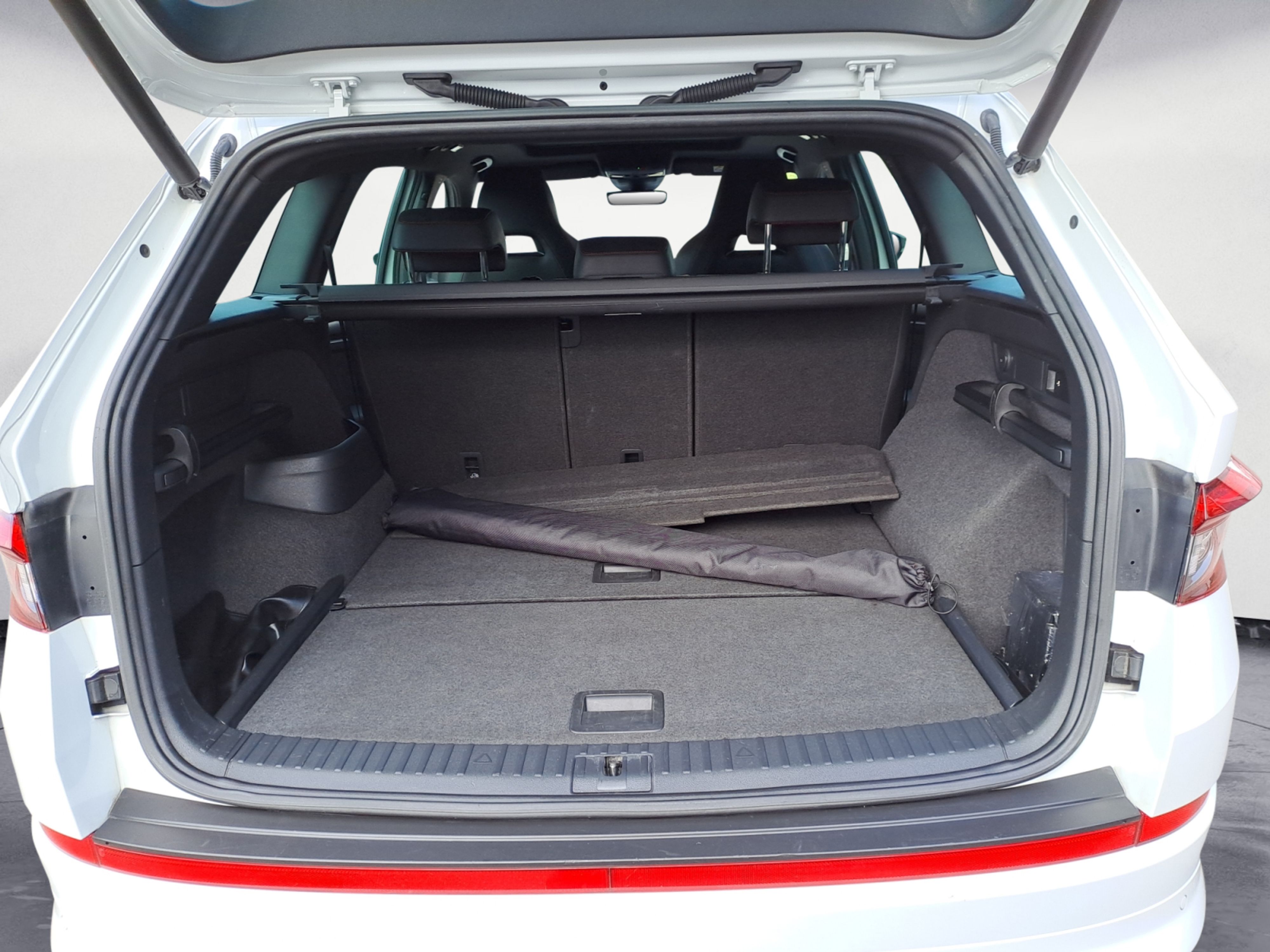 Skoda - Kodiaq 2.0 Bi-TDI 4x4 DSG RS