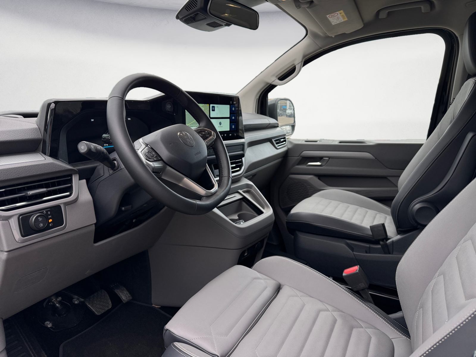 Volkswagen - e-Caravelle Style