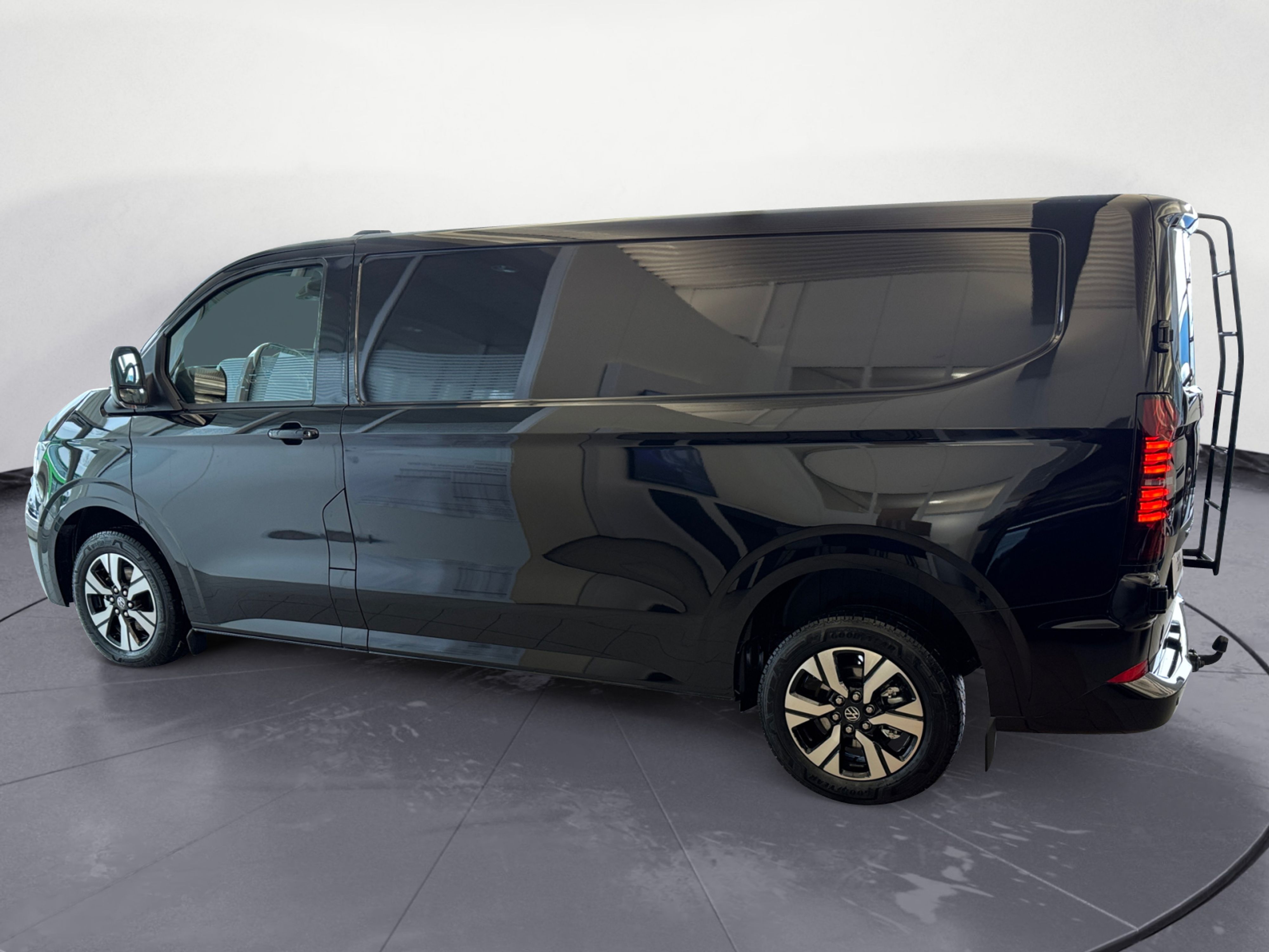 Volkswagen - Transporter Kasten 2,0 l  TDI 8-Ga ng Automatik Radst. 3500 mm