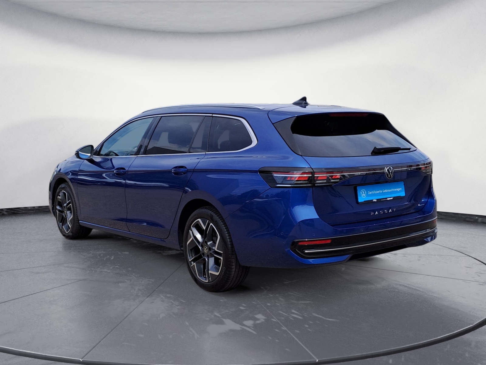 Volkswagen - Passat Variant 2.0 TDI SCR 4Motion DSG Elegance