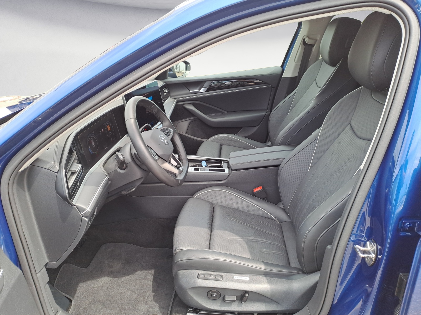Volkswagen - Passat Variant 2.0 TDI SCR 4Motion DSG Elegance