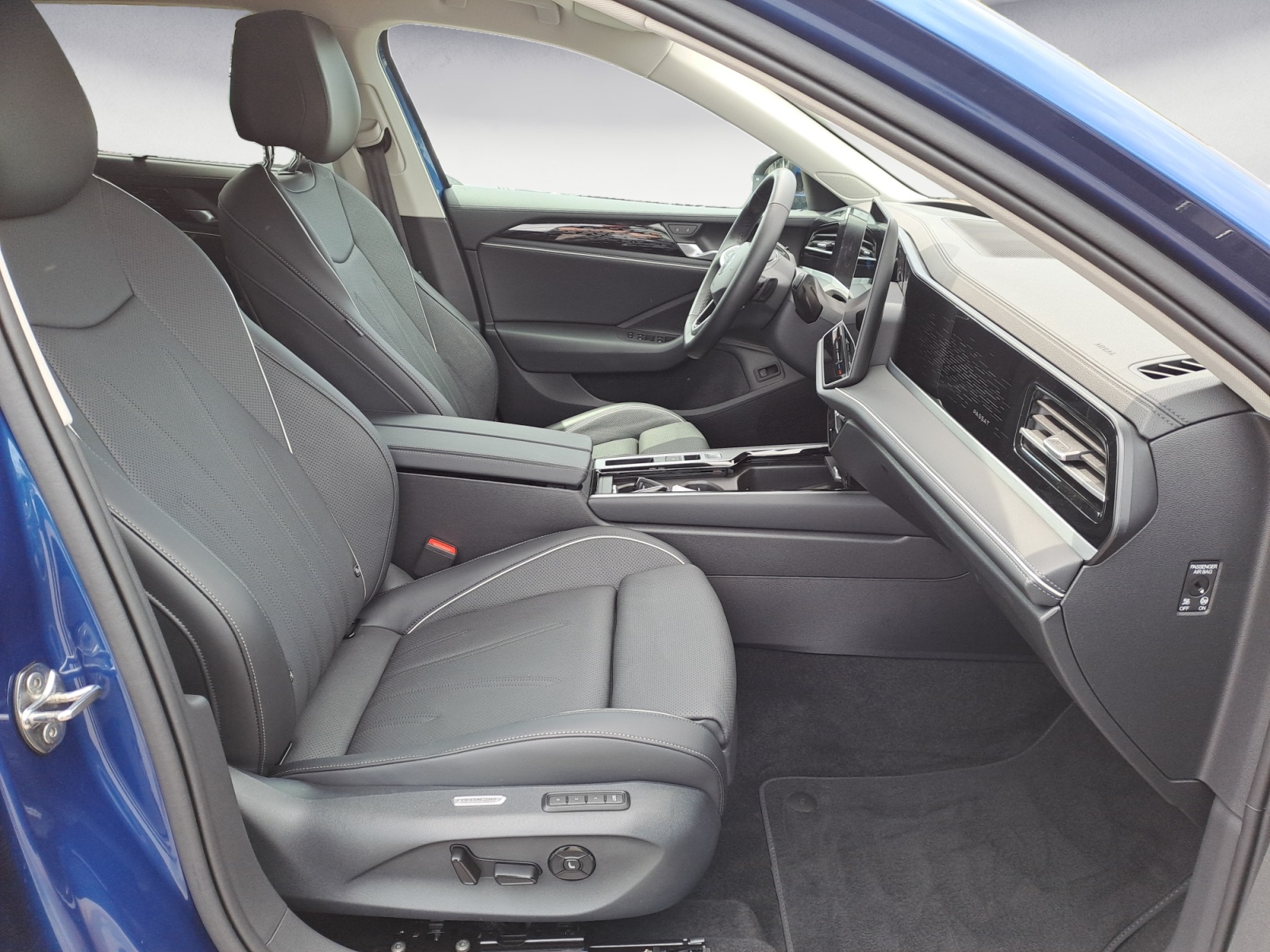 Volkswagen - Passat Variant 2.0 TDI SCR 4Motion DSG Elegance