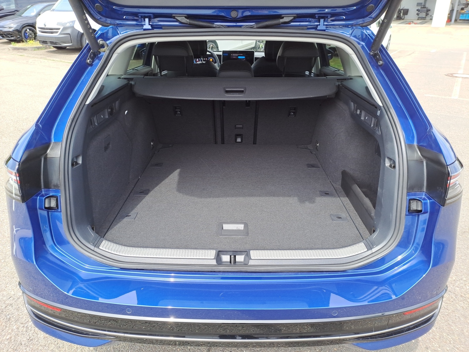Volkswagen - Passat Variant 2.0 TDI SCR 4Motion DSG Elegance
