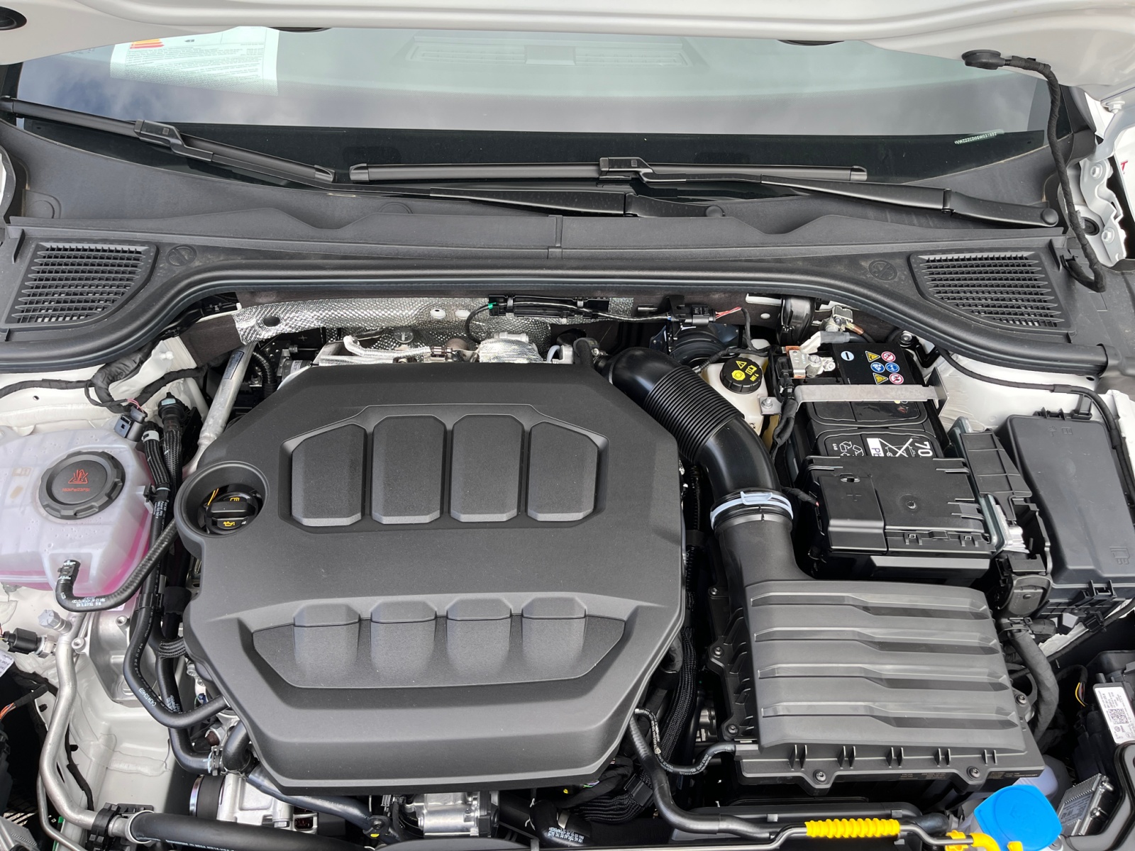 Volkswagen - Golf GTI Clubsport 2,0 l TSI OPF   7-Gang-Doppelkupplungsgetriebe DSG