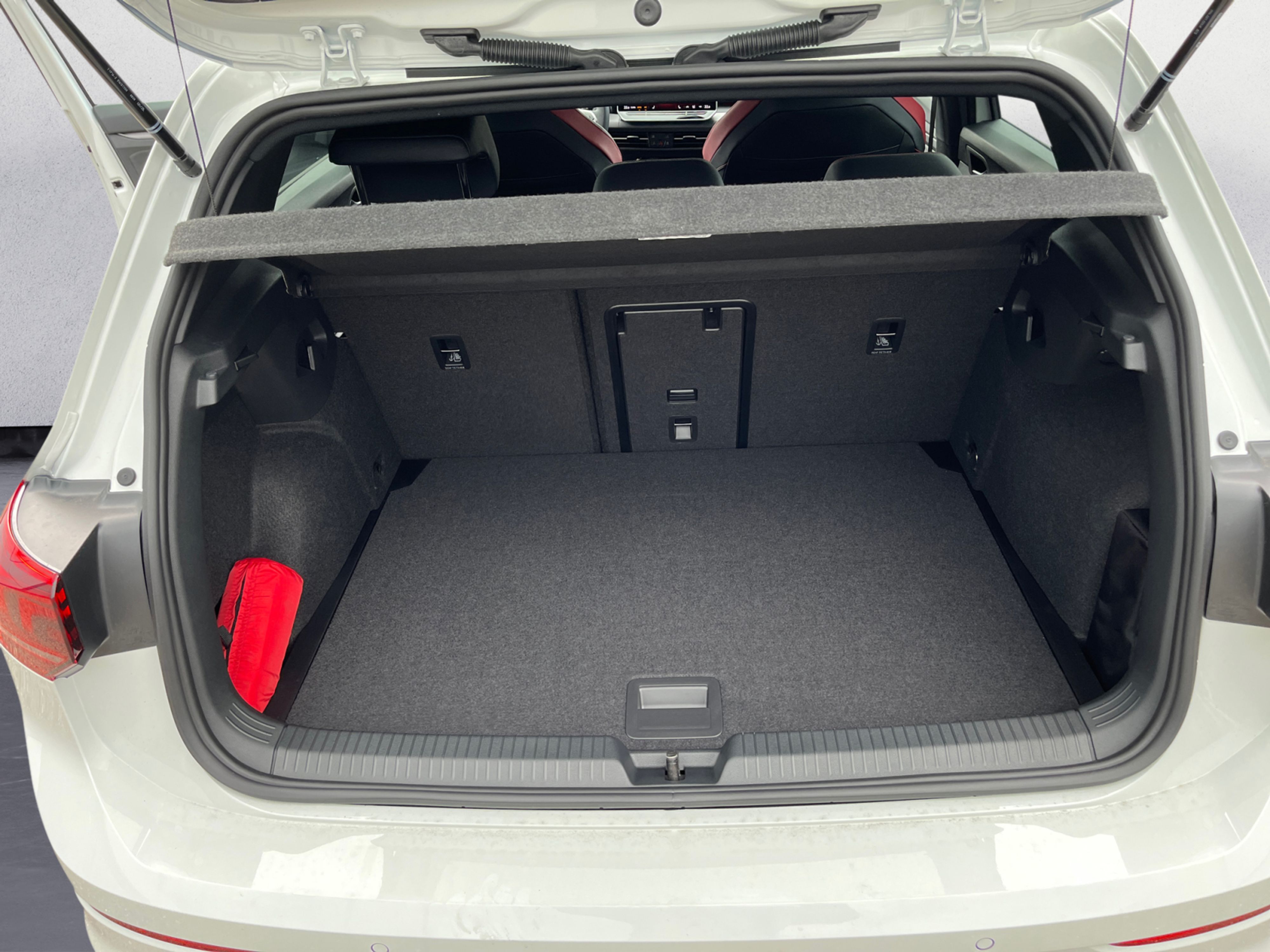 Volkswagen - Golf GTI Clubsport 2,0 l TSI OPF   7-Gang-Doppelkupplungsgetriebe DSG