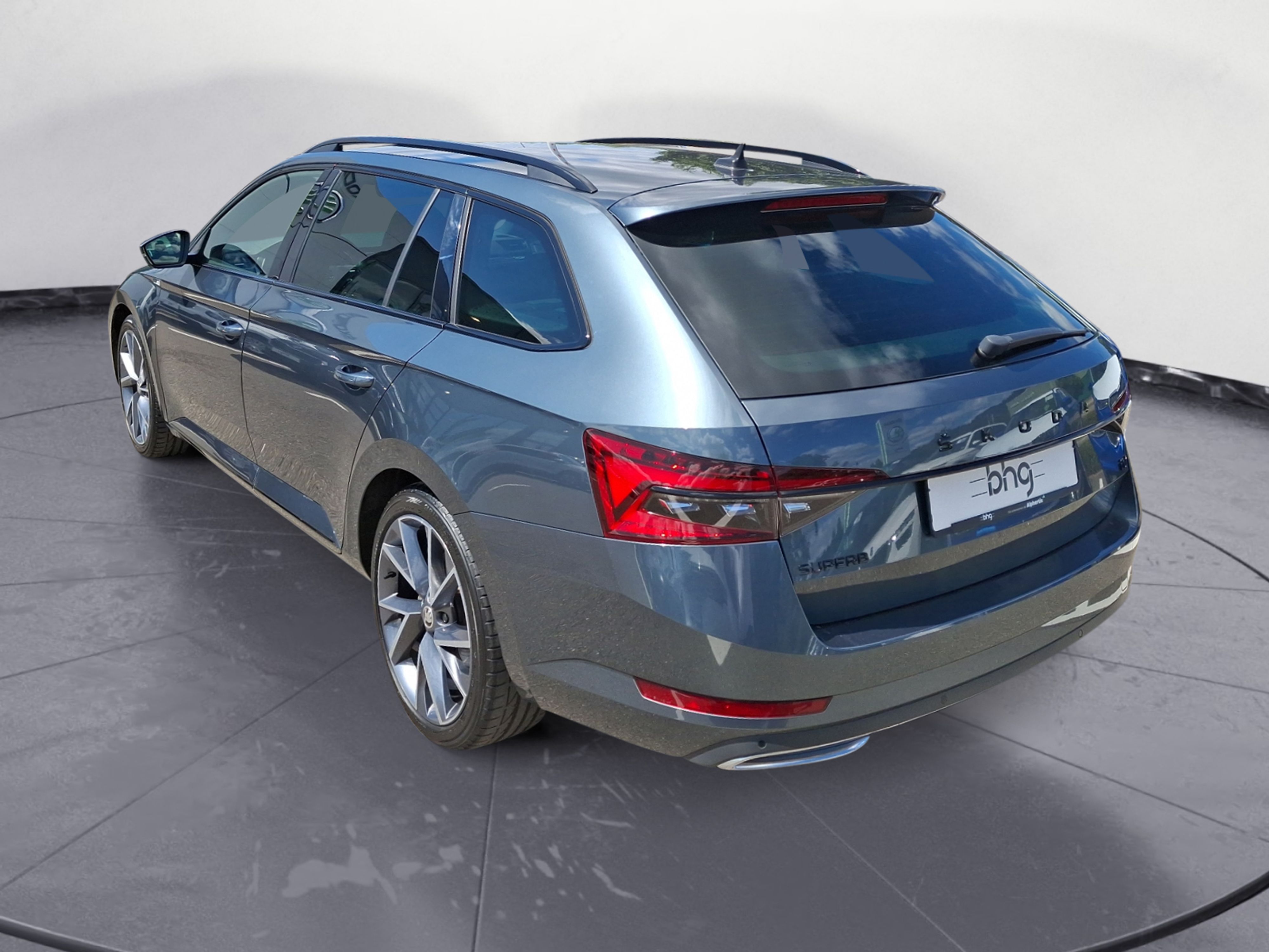 Skoda - Superb Combi Sportline 1.4 TSI iV DSG