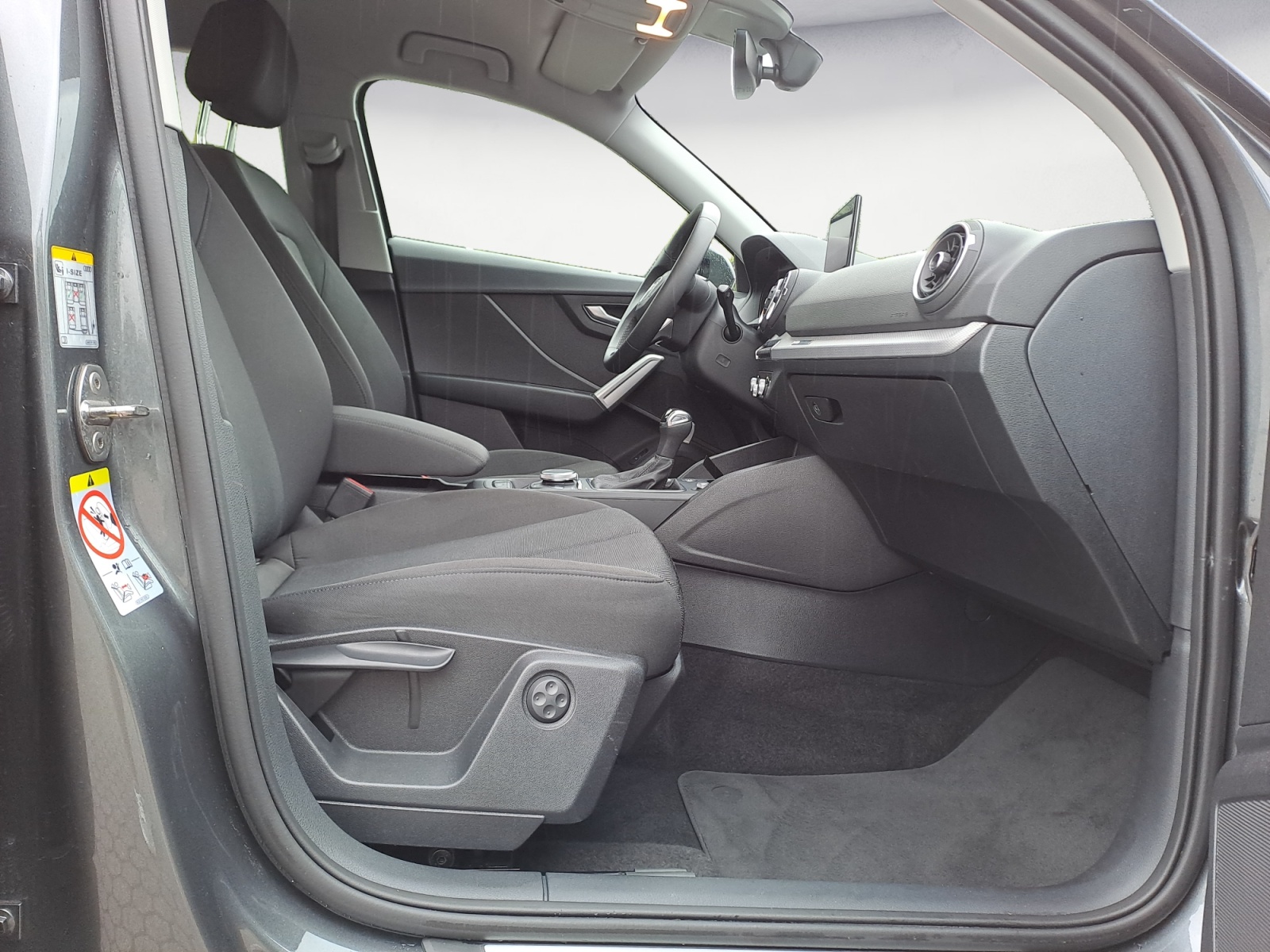 Audi - Q2 30 TDI S-tronic S line