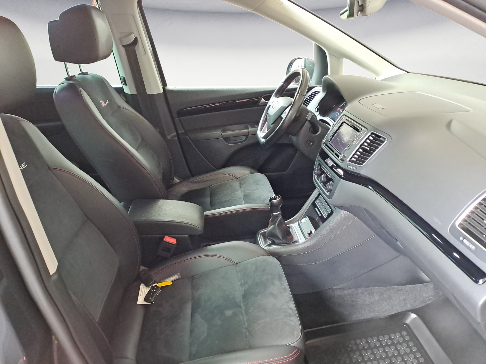 Seat - Alhambra 2.0 TDI FR-LINE