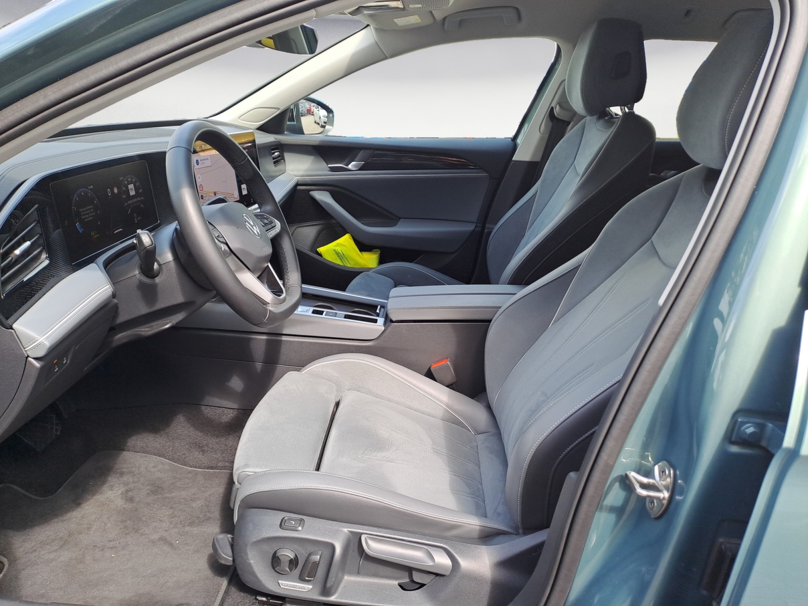 Volkswagen - Passat Variant 1.5 eTSI DSG Business