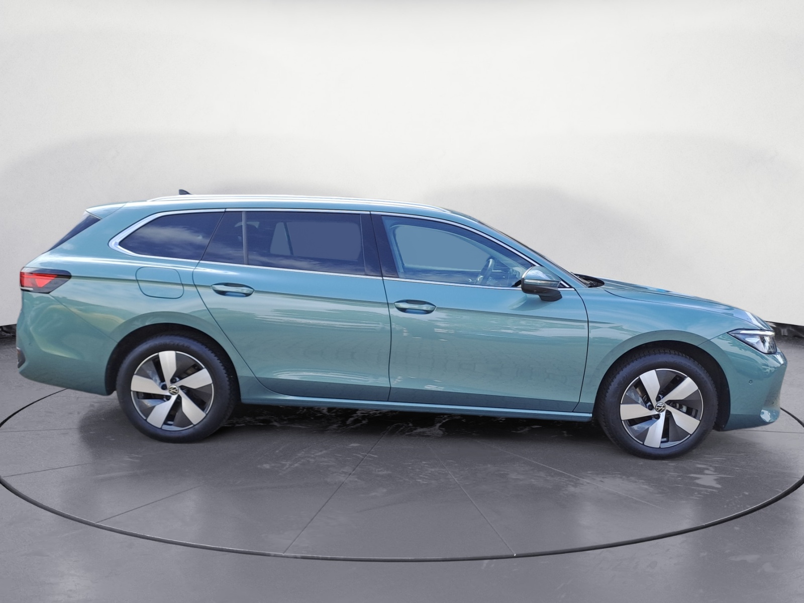 Volkswagen - Passat Variant 1.5 eTSI DSG Business