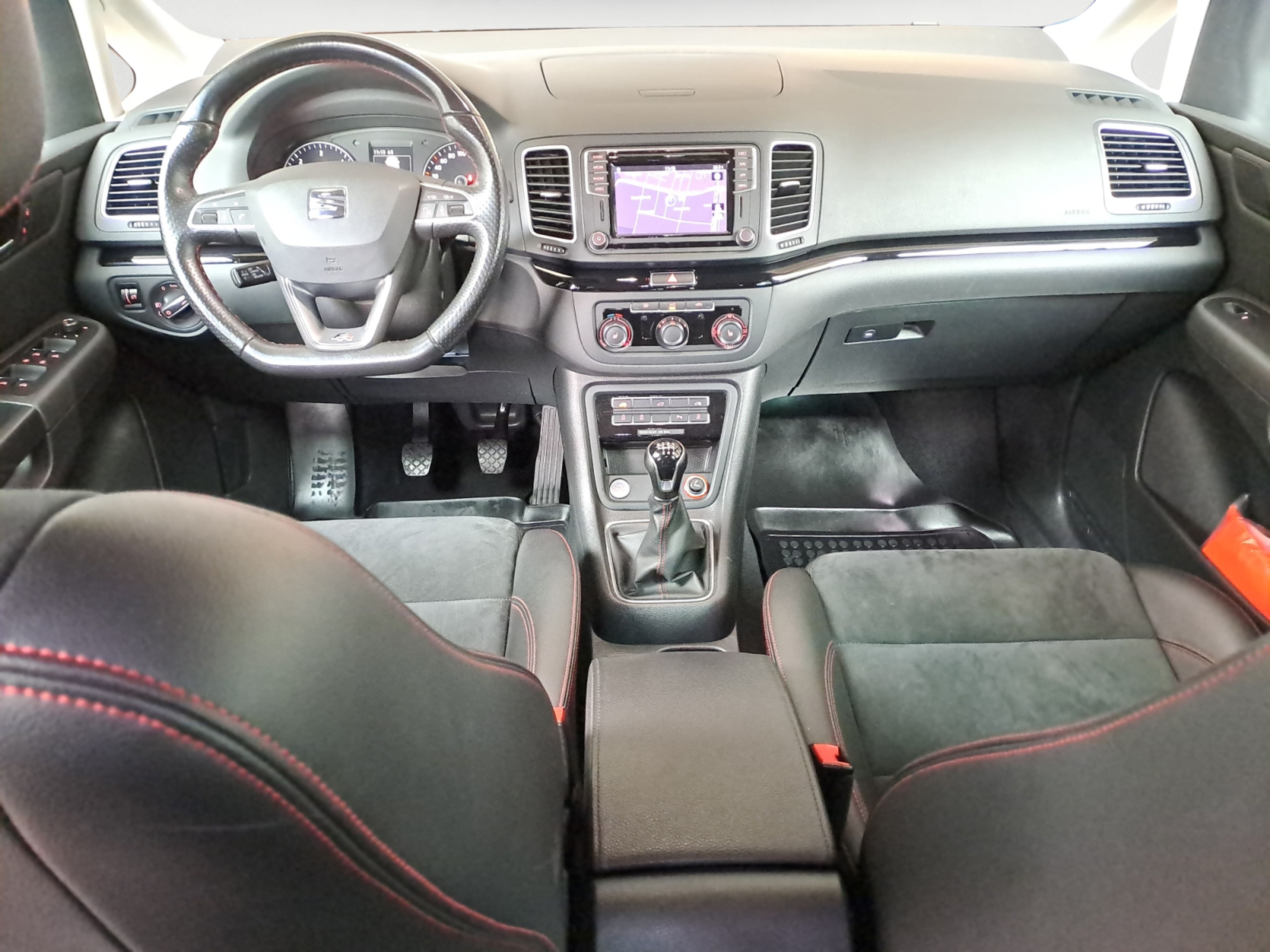 Seat - Alhambra 2.0 TDI FR-LINE