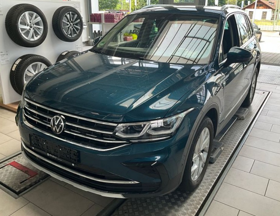 Volkswagen - Tiguan 2.0 TDI SCR 4Motion DSG Elegance
