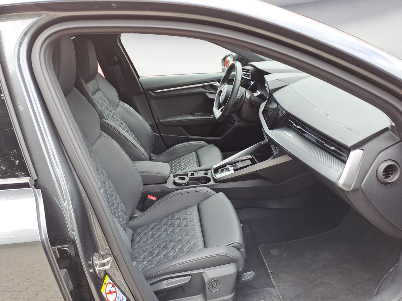 Audi - S3 TFSI Sportback quattro S tronic