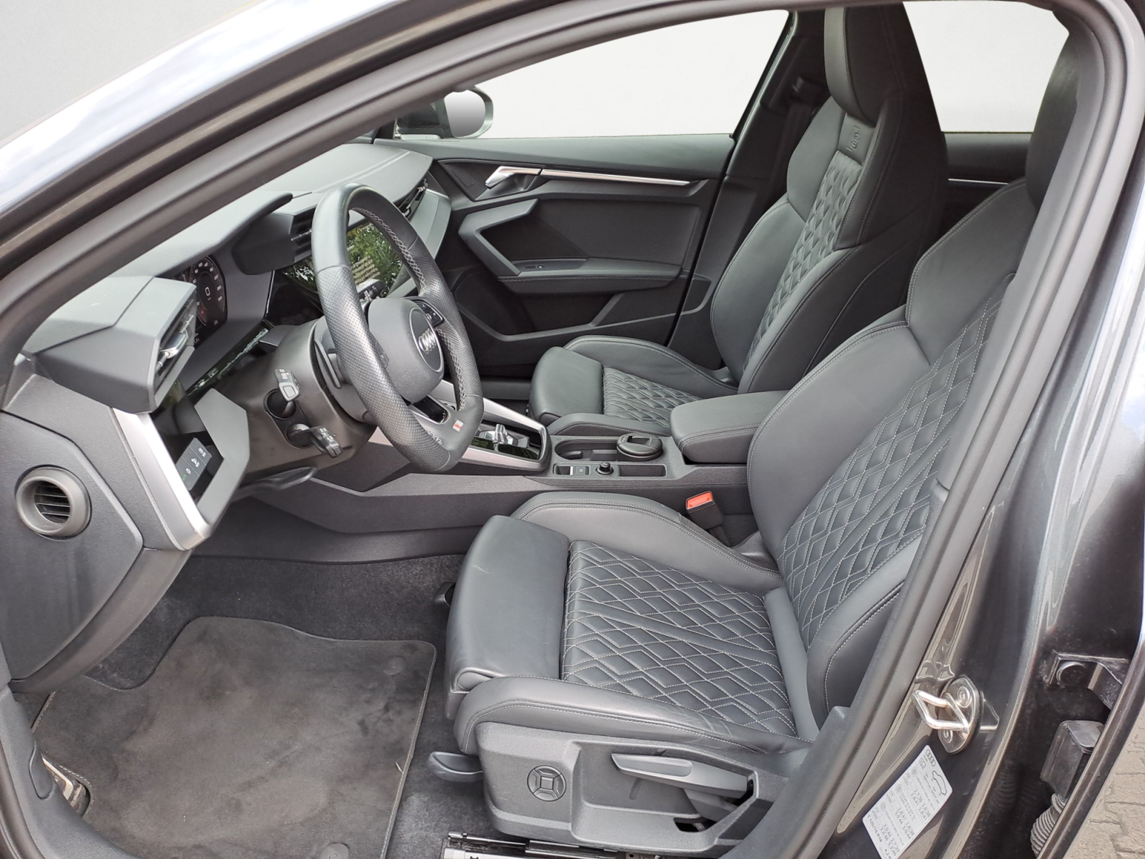 Audi - S3 TFSI Sportback quattro S tronic
