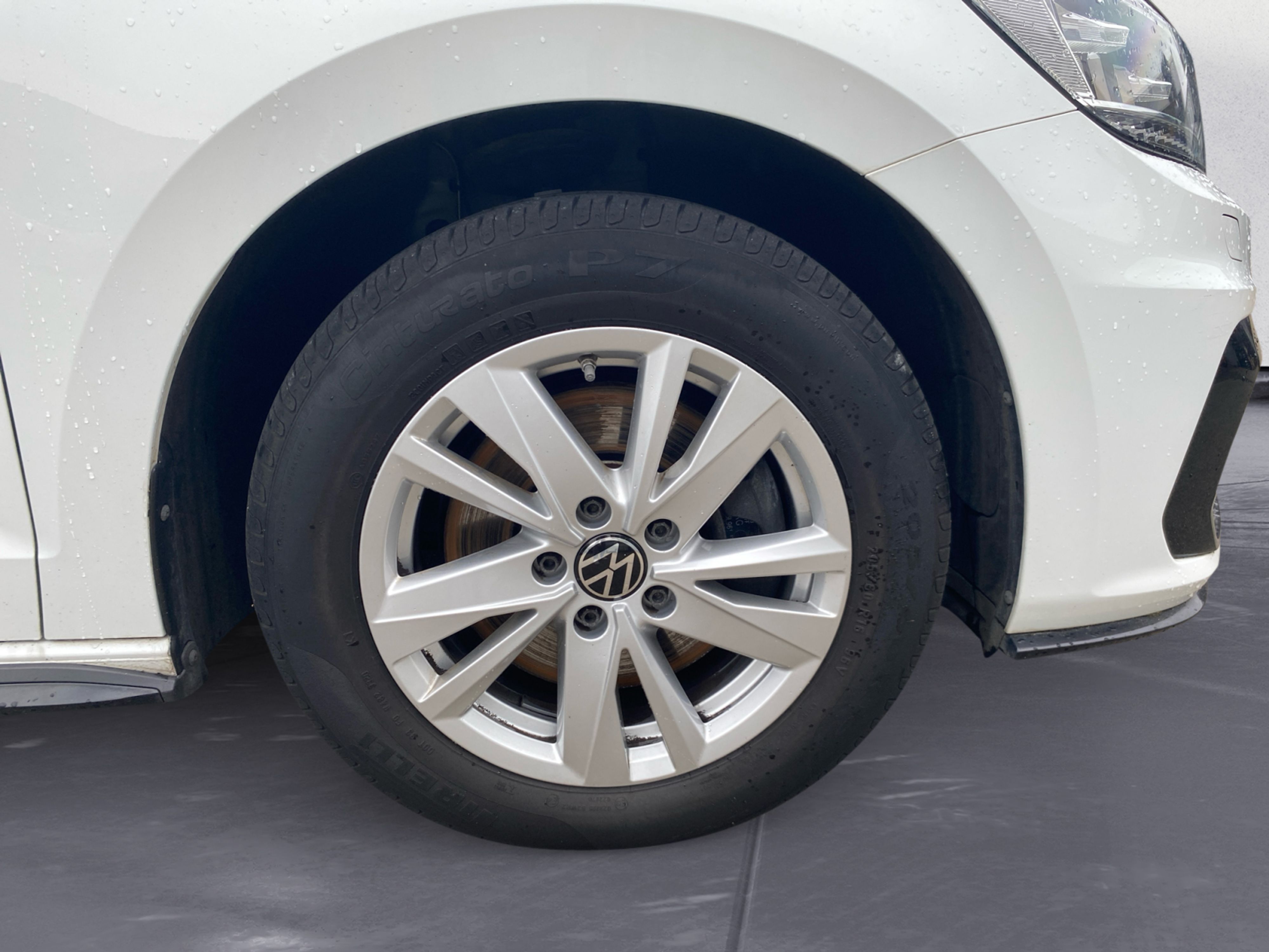 Volkswagen - Touran 2.0 TDI SCR DSG Comfortline