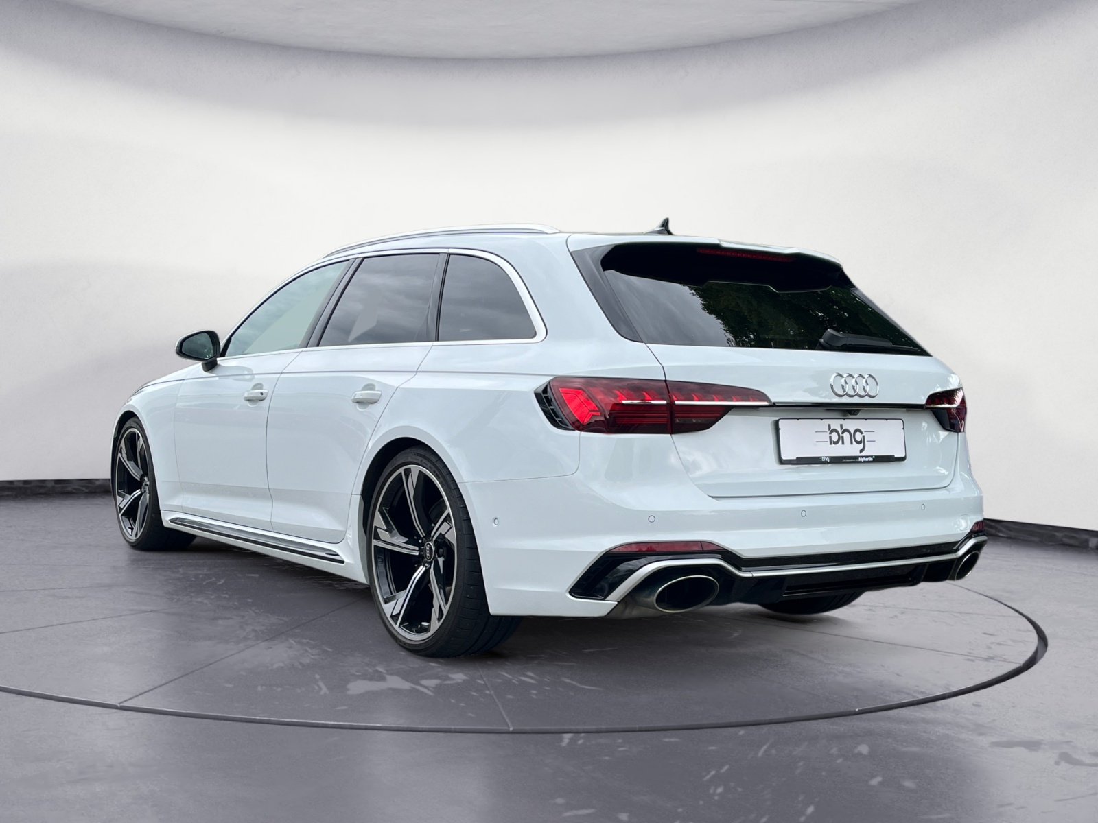 Audi - RS4 Avant quattro tiptronic
