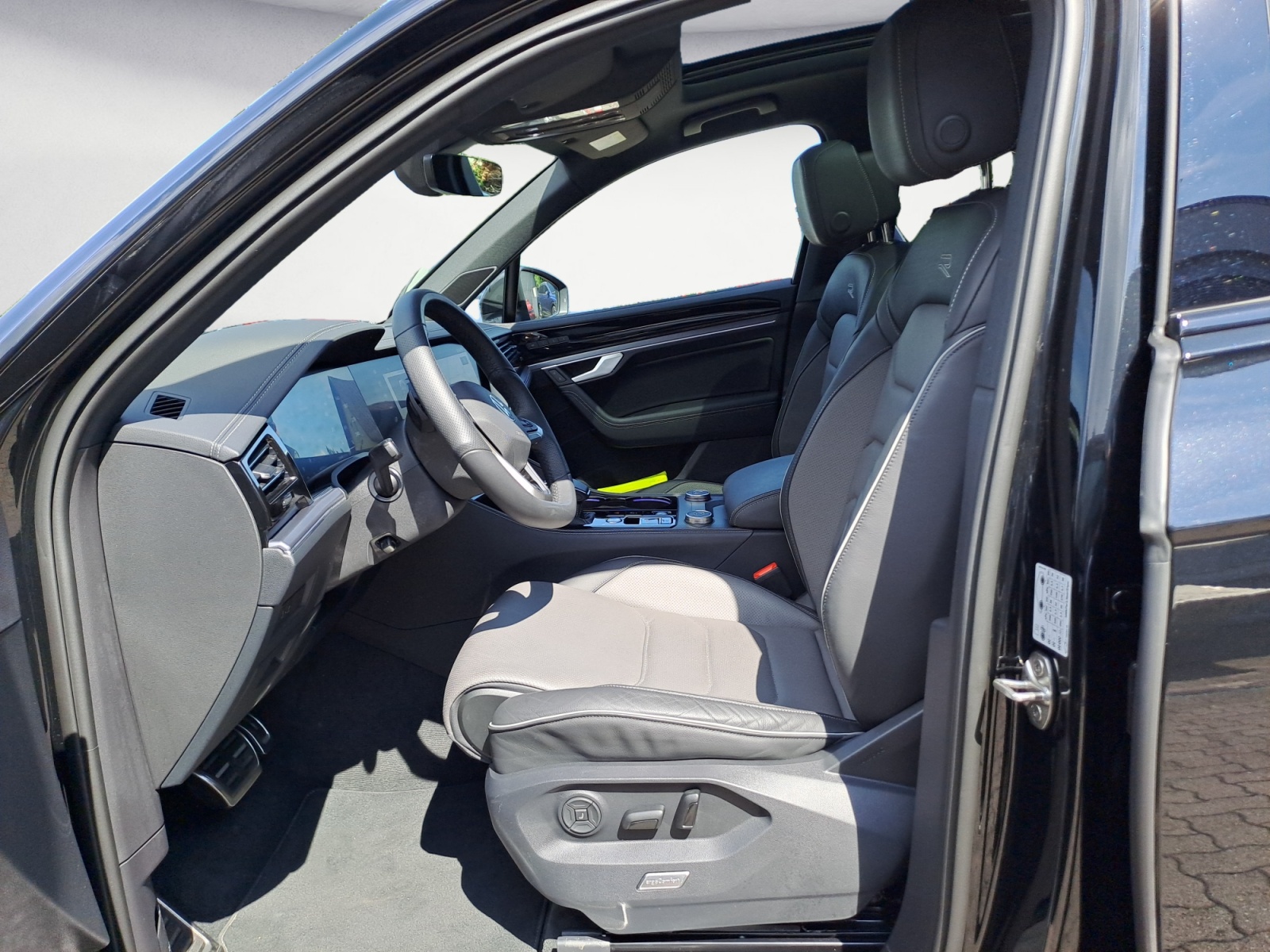 Volkswagen - Touareg
