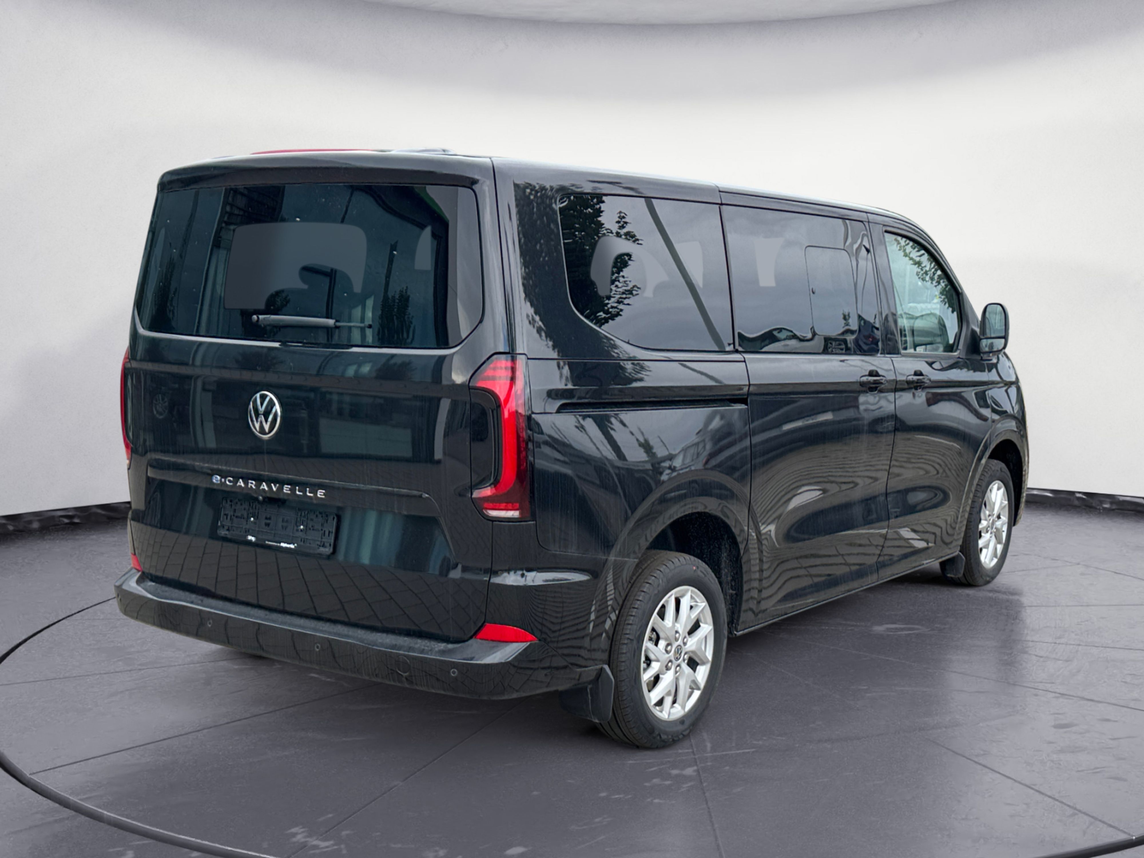 Volkswagen - e-Caravelle Style