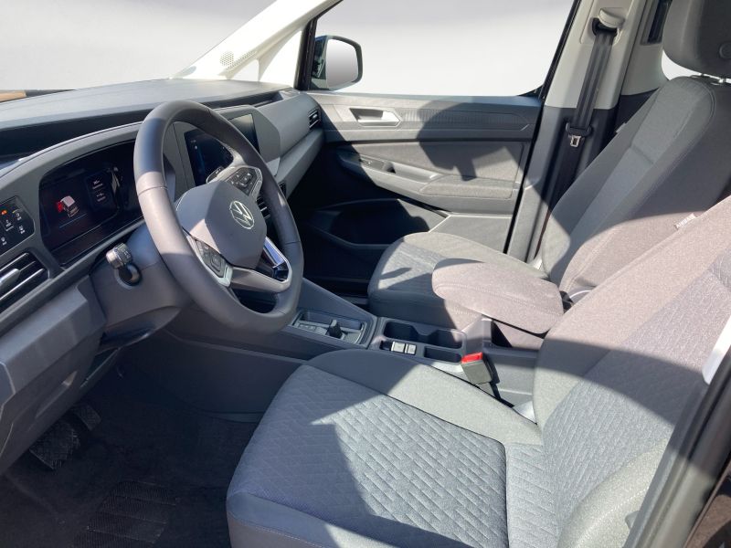 Volkswagen - Caddy Life 5-Sitzer 1,5 l eHybrid OPF EU6 Frontantrieb 6-Gang-DSG Radst. 2 755 mm