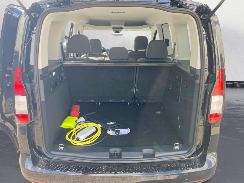 Volkswagen - Caddy Life 5-Sitzer 1,5 l eHybrid OPF EU6 Frontantrieb 6-Gang-DSG Radst. 2 755 mm