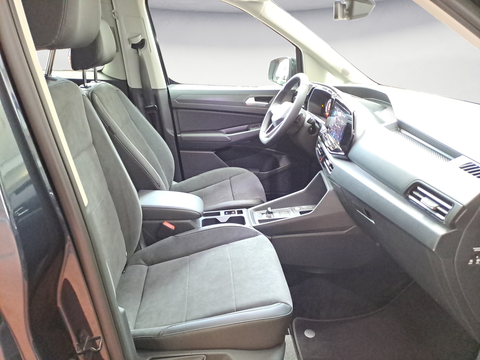 Volkswagen - Caddy Style 5-Sitzer 2,0 l TDI EU6 SCR Frontantrieb 7-Gang-DSG Radst. 2755 mm
