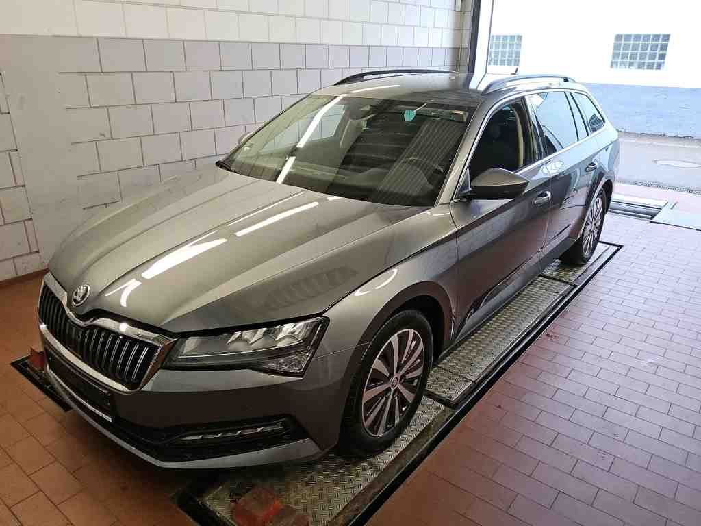 Skoda - Superb Combi 2.0 TDI DSG Ambition